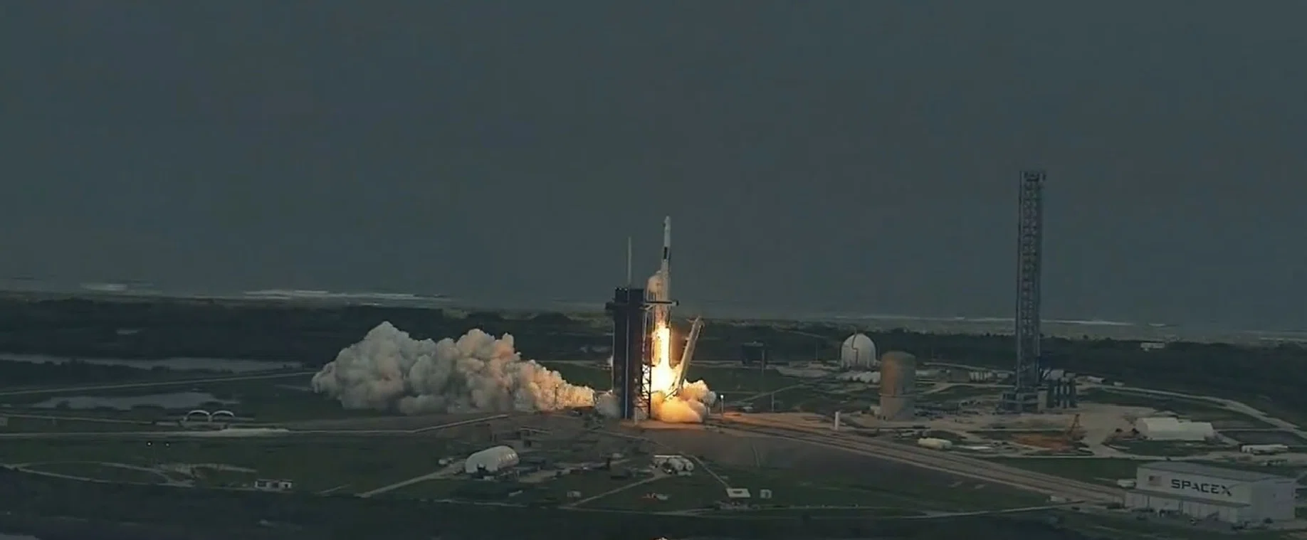 一昨日、米Axiom Spaceの商業飛行「Ax-2」がFalcon 9ロケットでISSへ打ち上げ｜宇宙のシャワー
