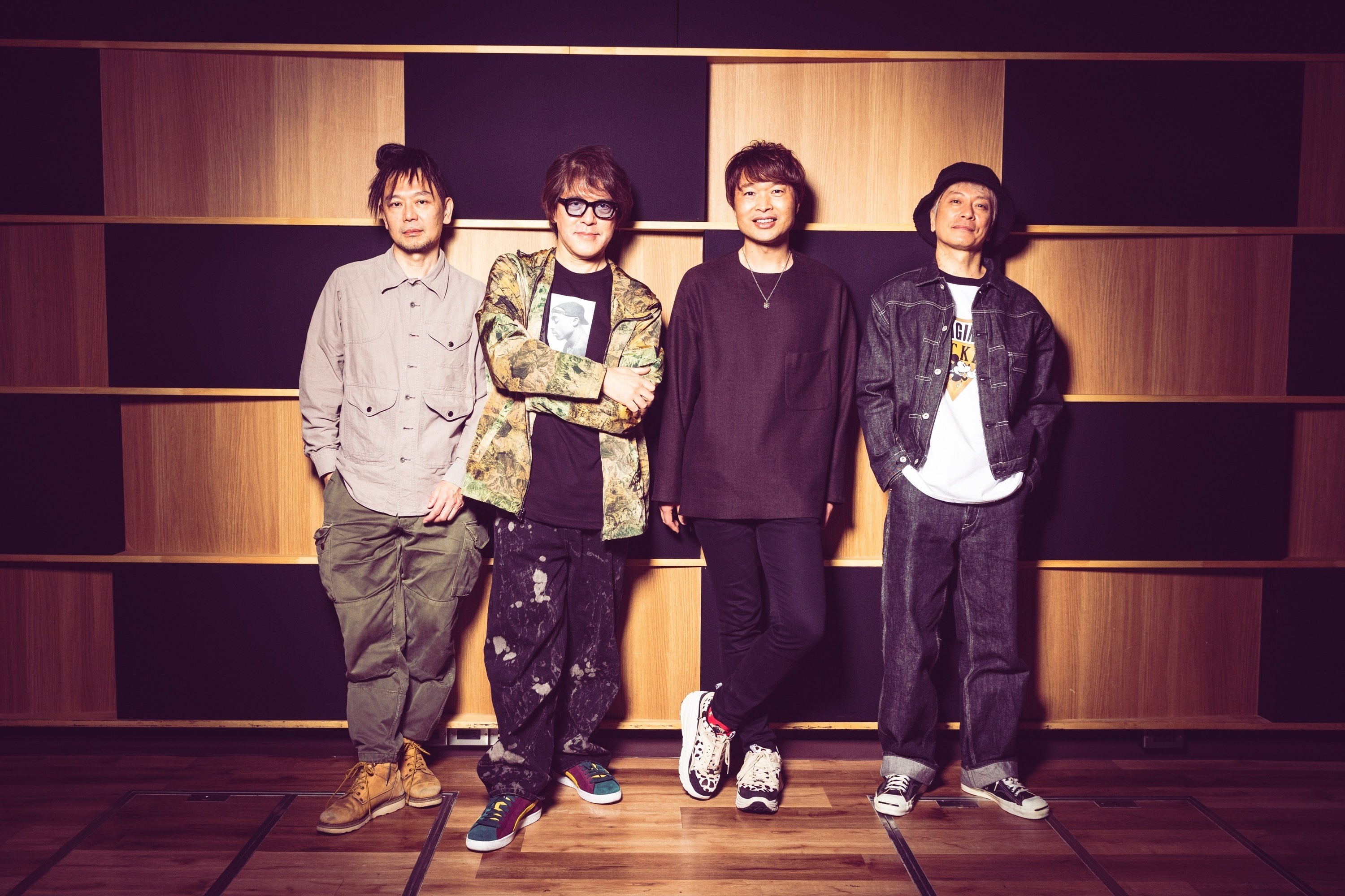 【下北90sインディ】KING BEES / LOVE STUDIO 下北90sインディ】KING BEES / LOVE STUDIO