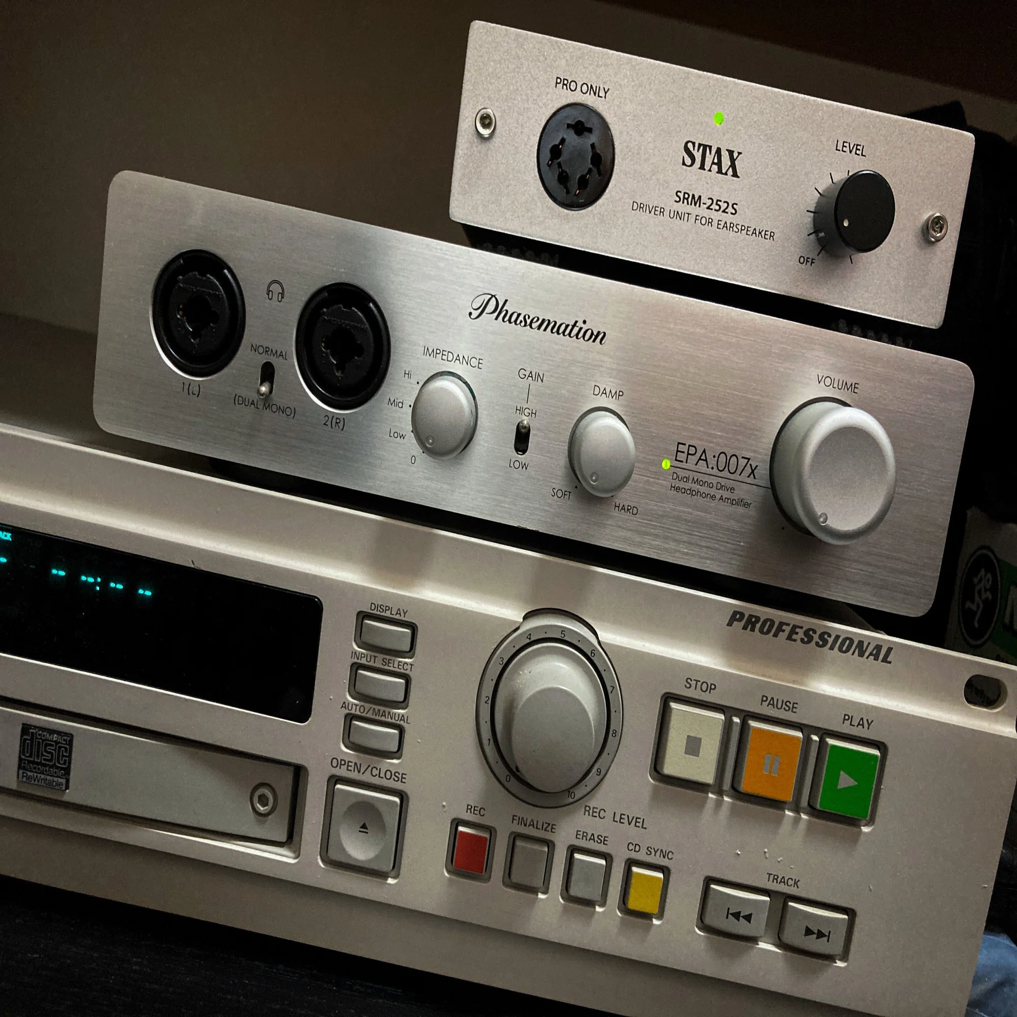 電源大切。（STAX SRS-3100で実験）｜Satoshi Horibe