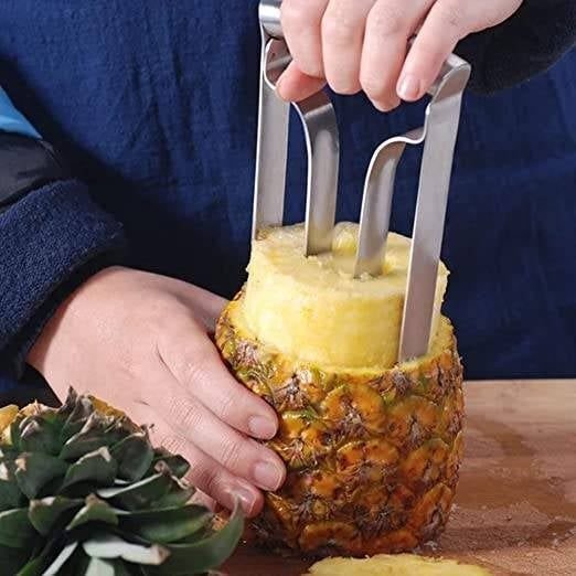 パイナップルを丸ごとカット🍍便利グッズをご紹介！｜ミサキ  