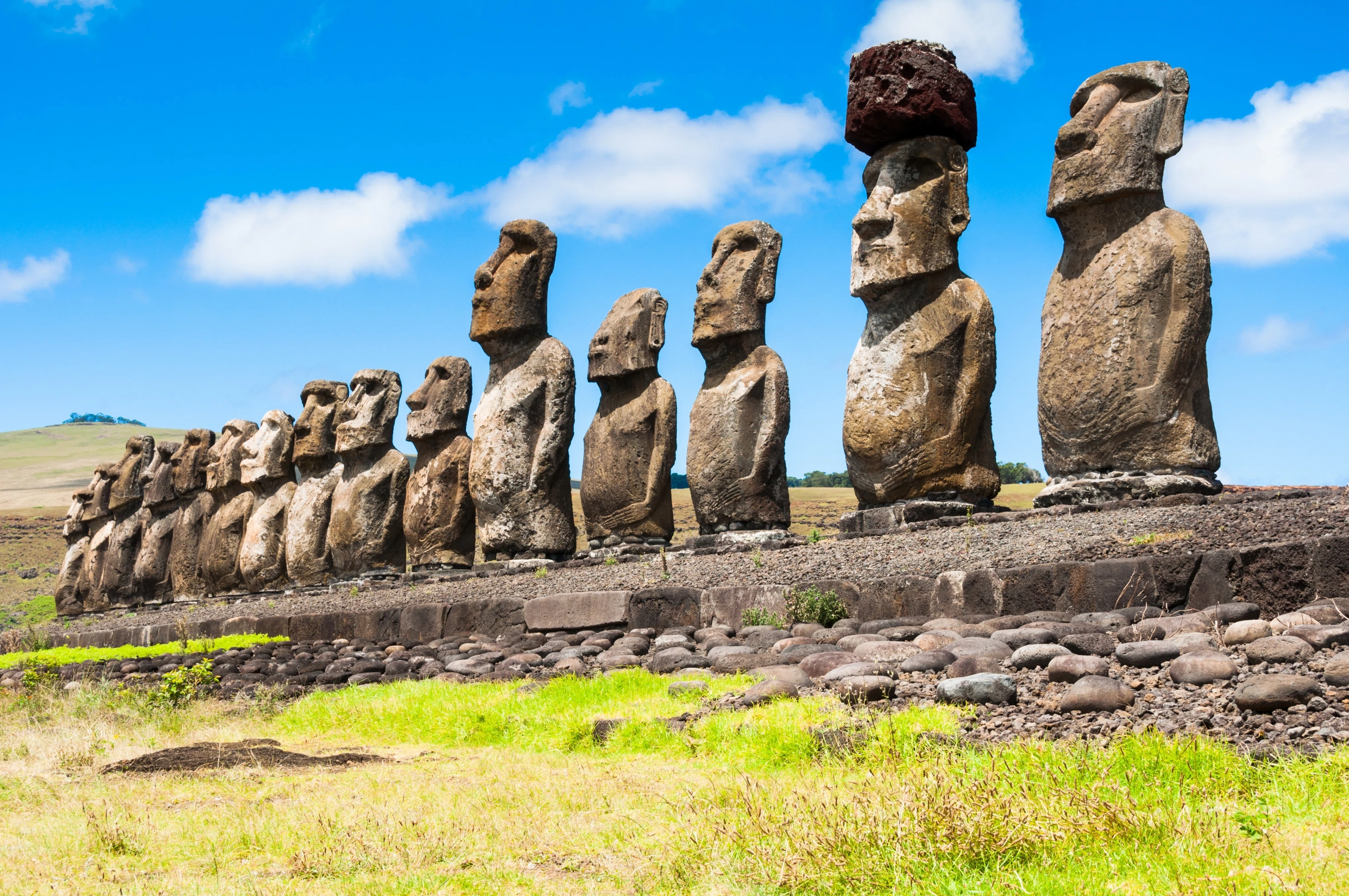 未だ解けない古代の謎！イースター島の“モアイ”ってどこから来たの