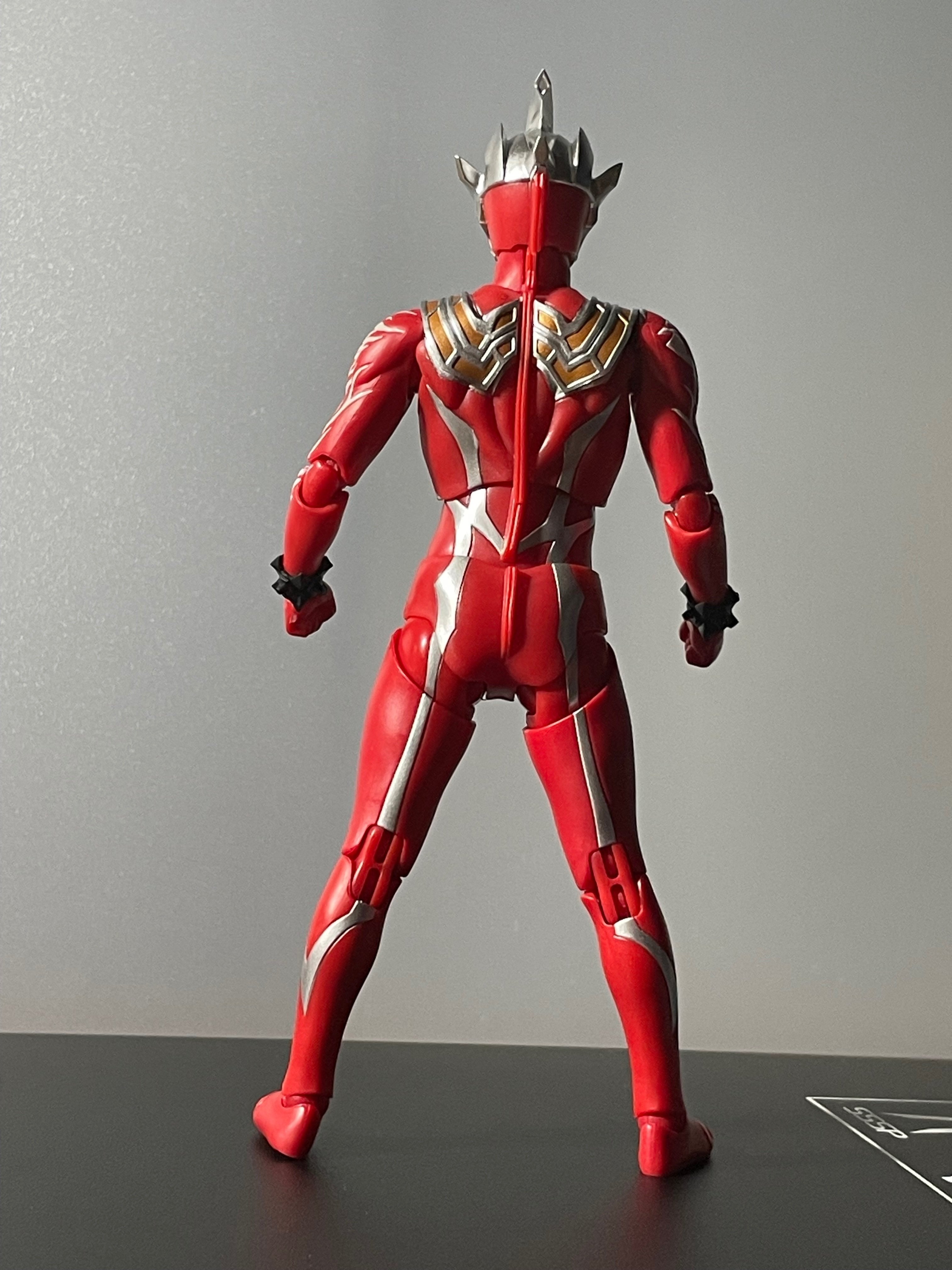 SHFiguarts ウルトラマンレグロス S.H.Figuarts ウルトラマンレグロス | 魂ウェブ