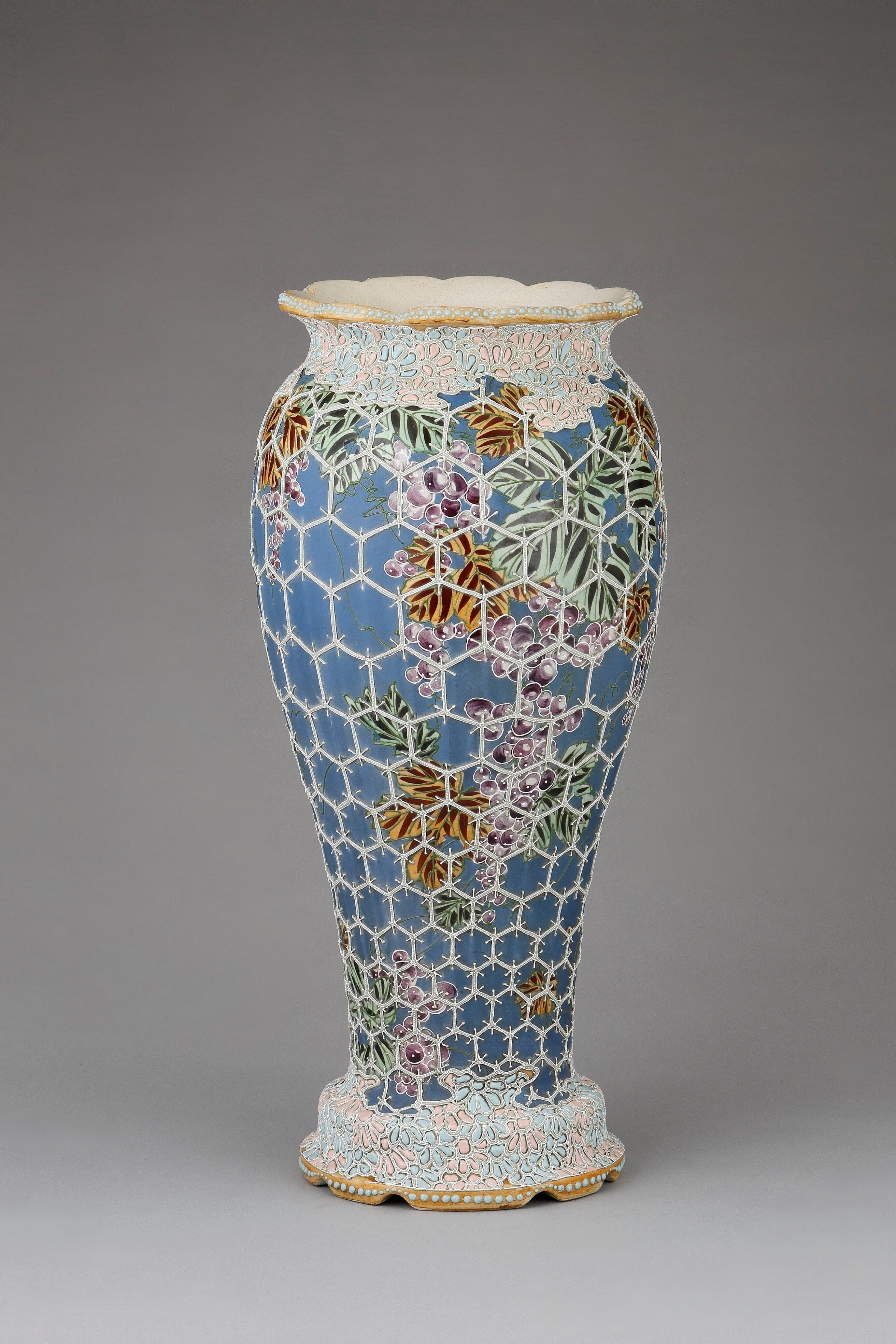 古美術　香炉　九代帯山与兵衛造　江戸後期　京都　栗田焼 歴代粟田焼作品集｜京都 粟田焼をたずねて｜鍵屋 安田