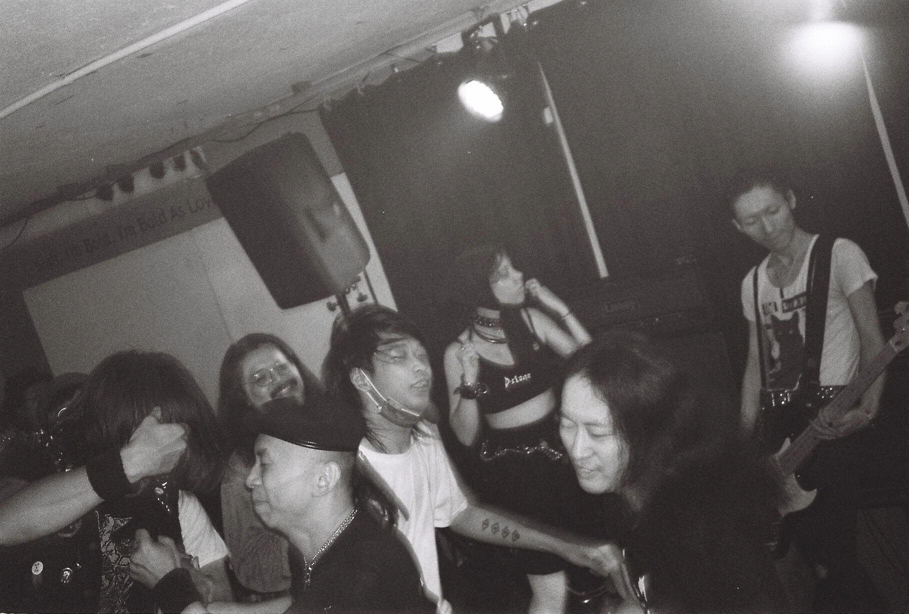 KLONNS & 鏡 台湾ツアー DAY1｜SHV