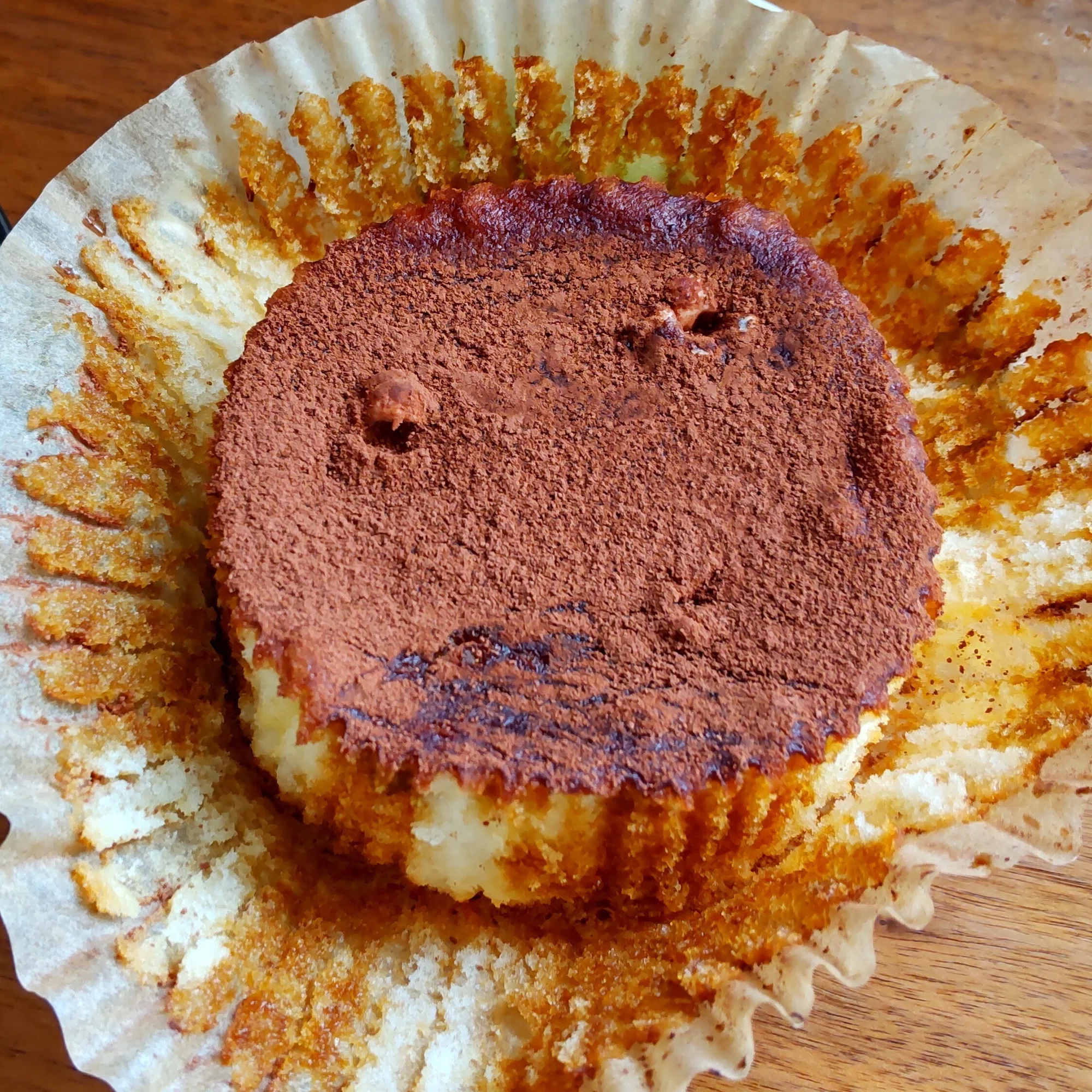 名古屋の製パン会社が作るティラミス風100円ケーキが本物さながらの 