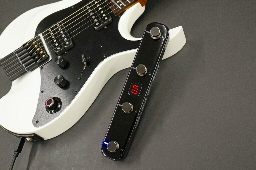最新の人気ヘッドレスギター、Mooer GTRS W800の使い勝手とは！？GWF4  
