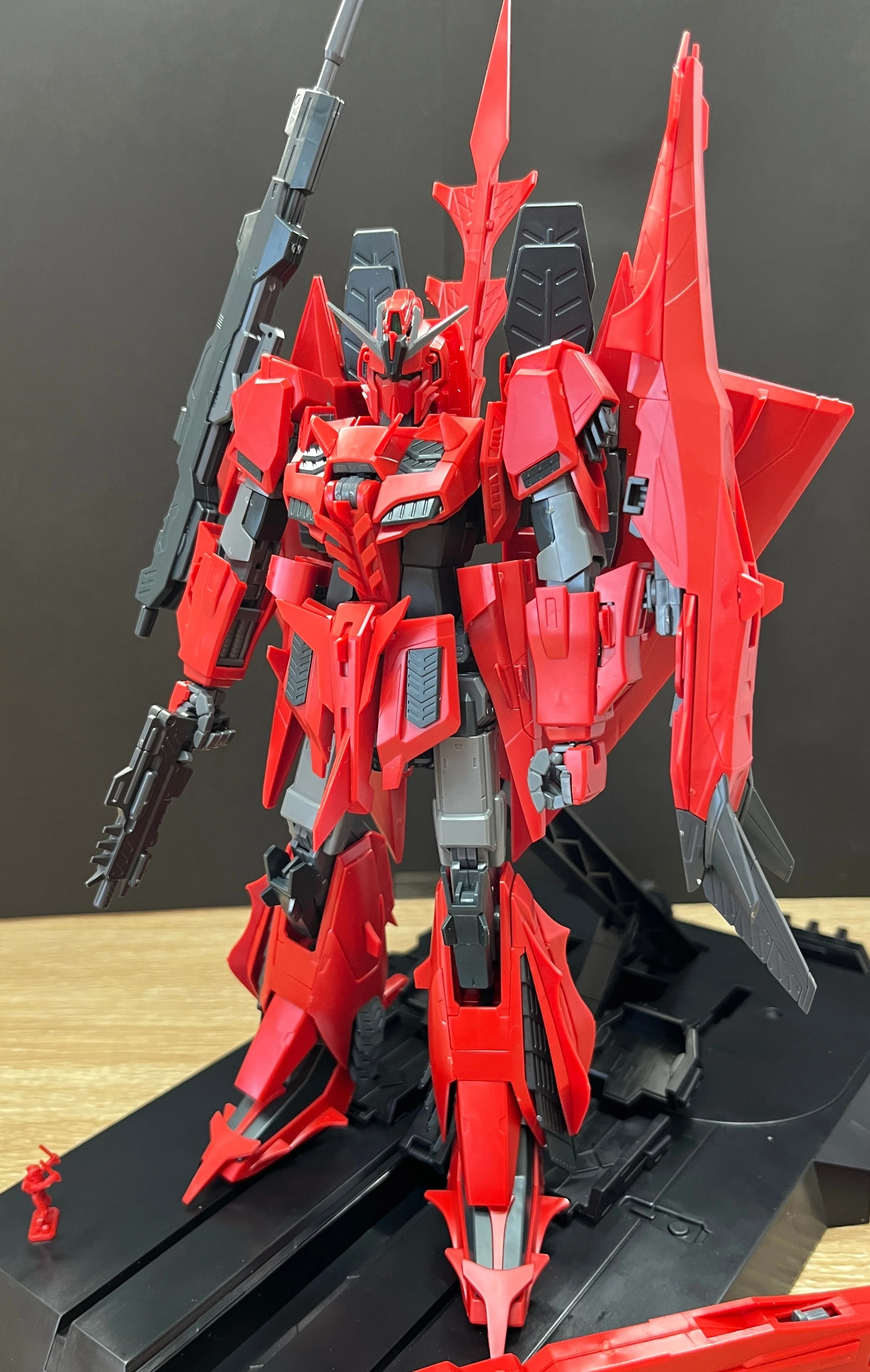 MG 1⁄100 レッド・ゼータ MSZ-006P2⁄3C | Zガンダム3号機P2型 ゼータ