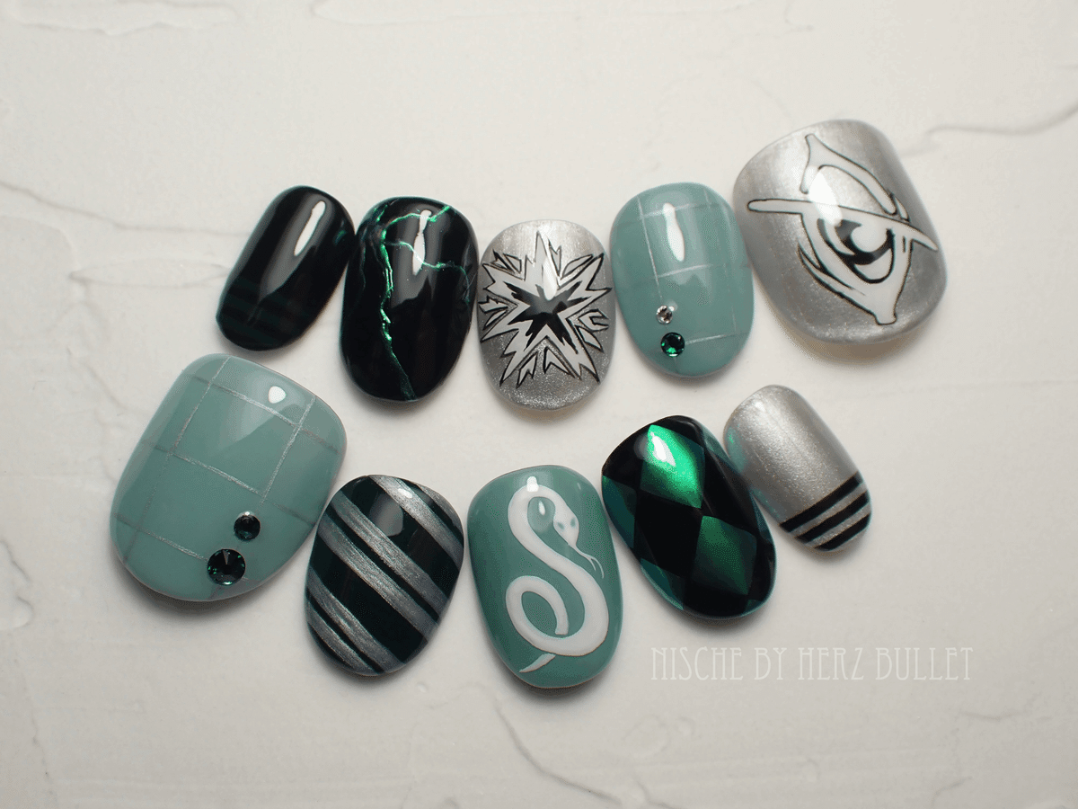 現品】ネイルチップハリーポッター シリーズ セット売り スリザリン風