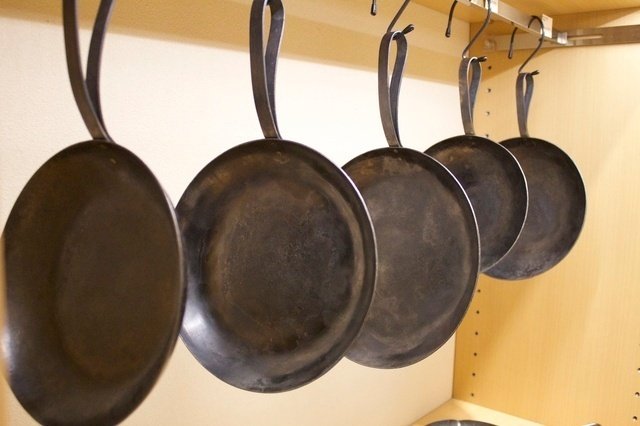 河原崎貴のフライパン｜くらしのギャラリー