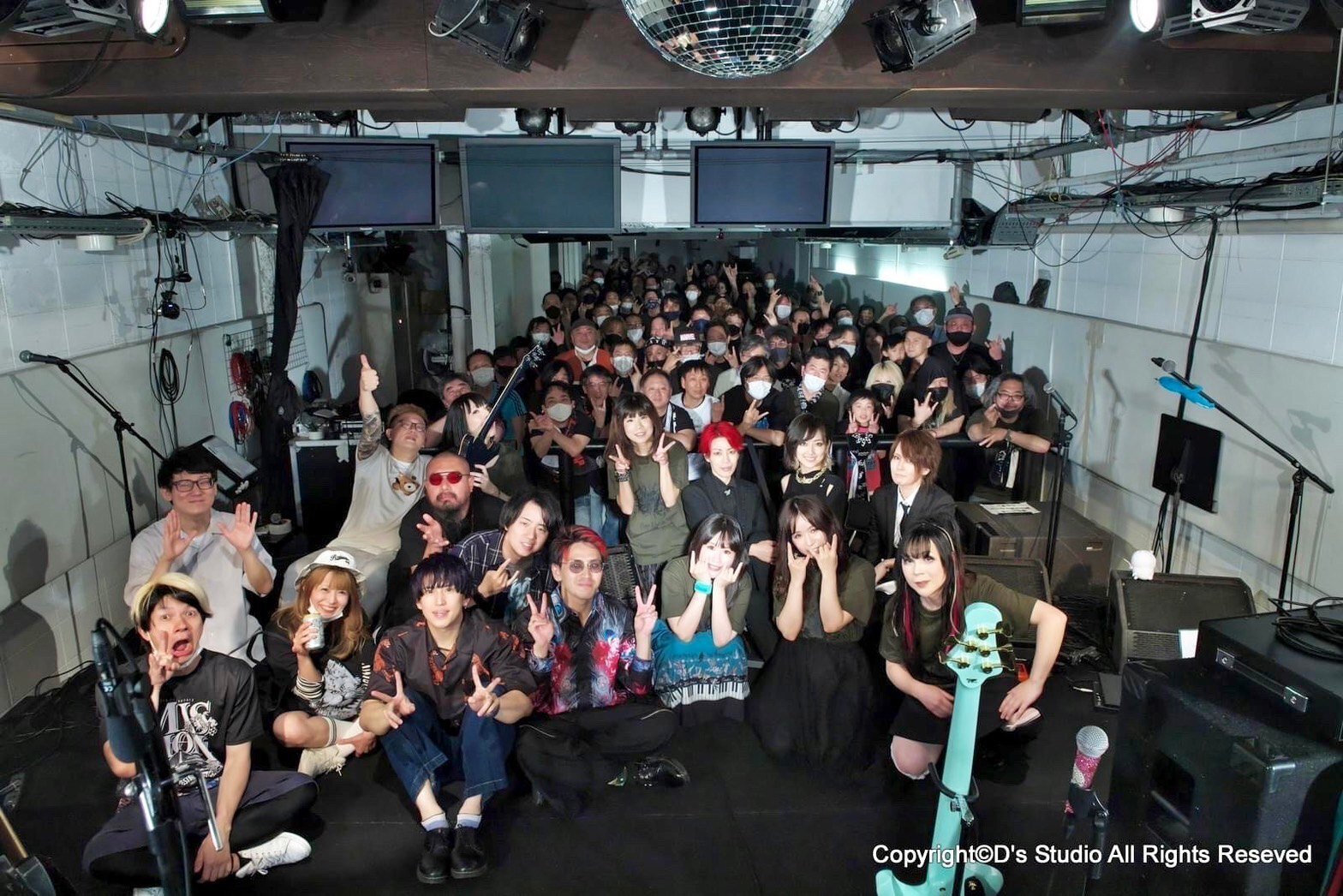 廃盤 DVD 復活！F.S.B NIGHT LIVE at hills パン工場 81ko84bl3xL._AC_UF350,