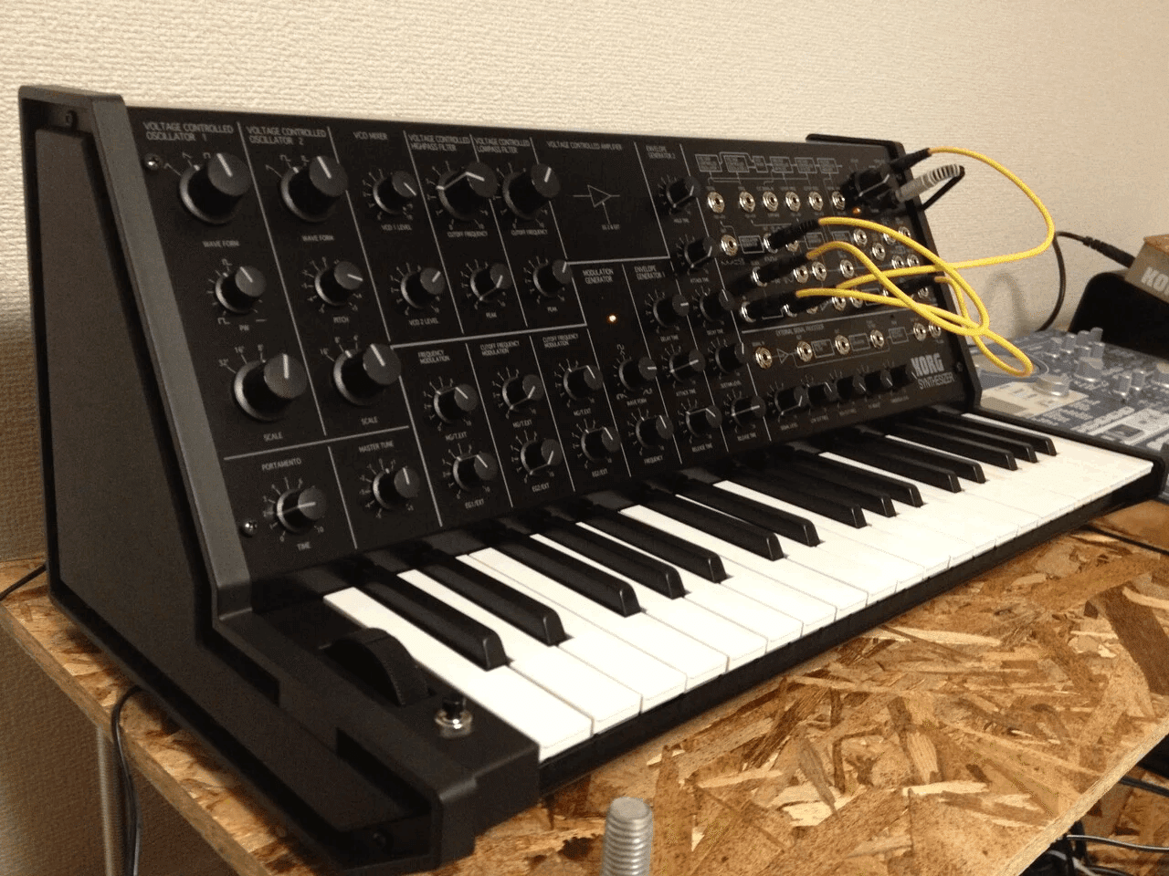 $6 Vibrato_Bipolar LFO - DIY Eurorack Modular Synthesizer｜HAGIWO