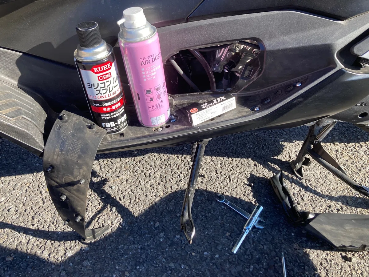 PCX JF28 初期型 実動車 廃車済 状態要確認！！
