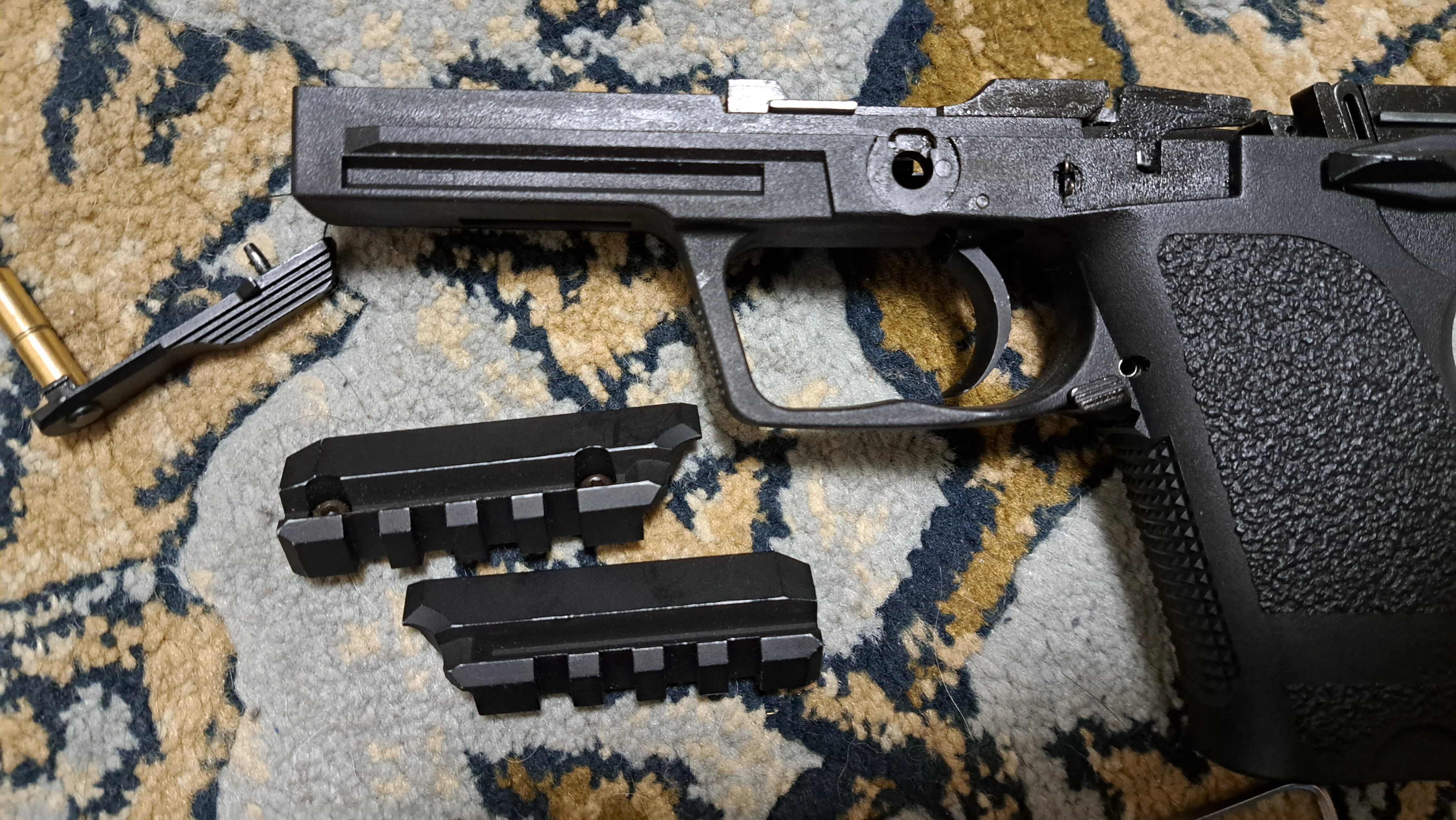 TANIOKOBA/BATON BH-USP Tactical Co2ガスガン｜郭公