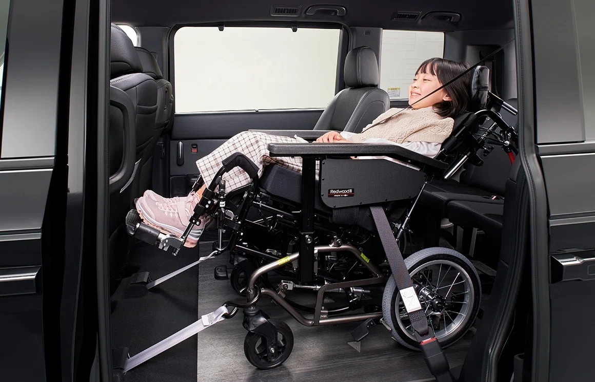 STEPWGN（ステップワゴン）の車いす仕様車（福祉車両）をご紹介