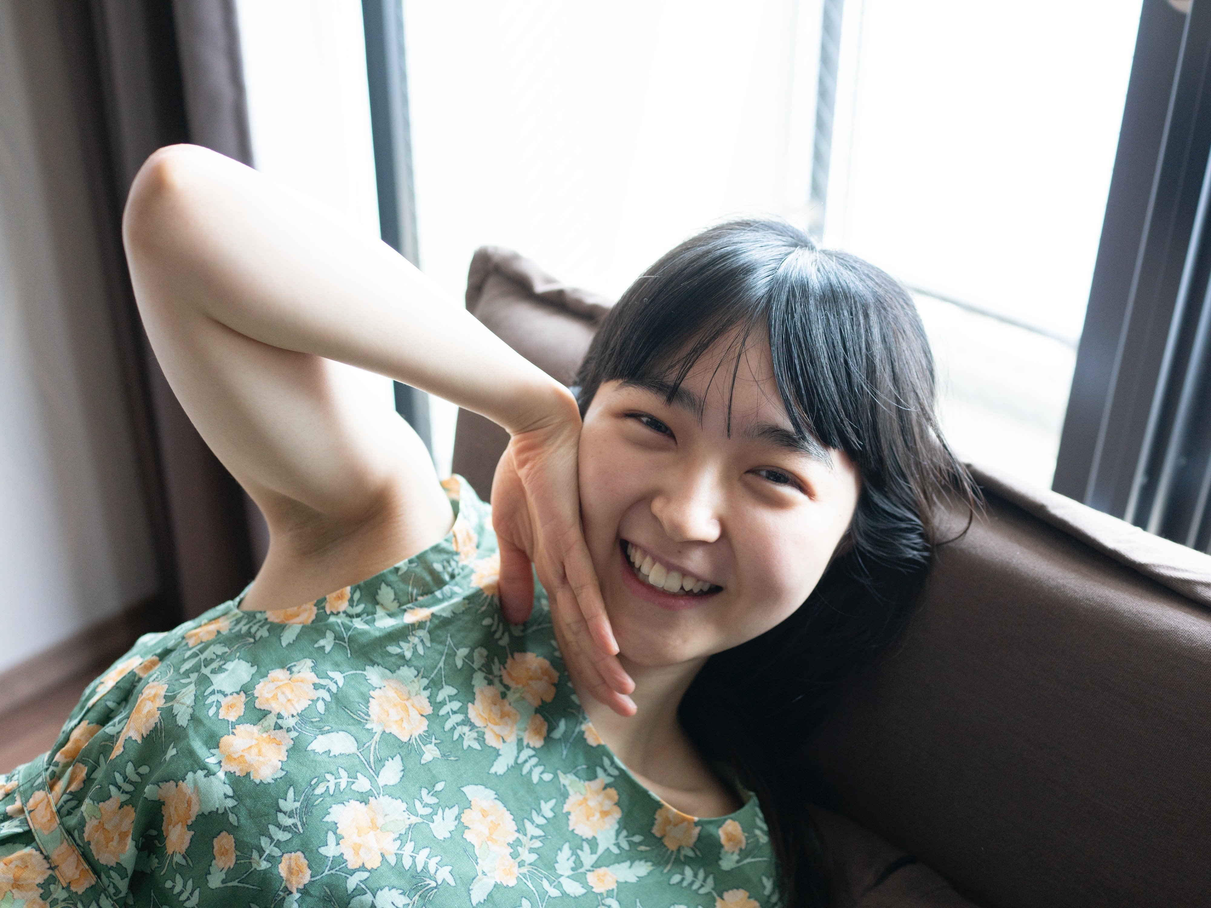 少女礼讃　青山裕企　匿名配送 青山裕企 Web写真展「少女礼讃スライドショー」（二十二） - YouTube