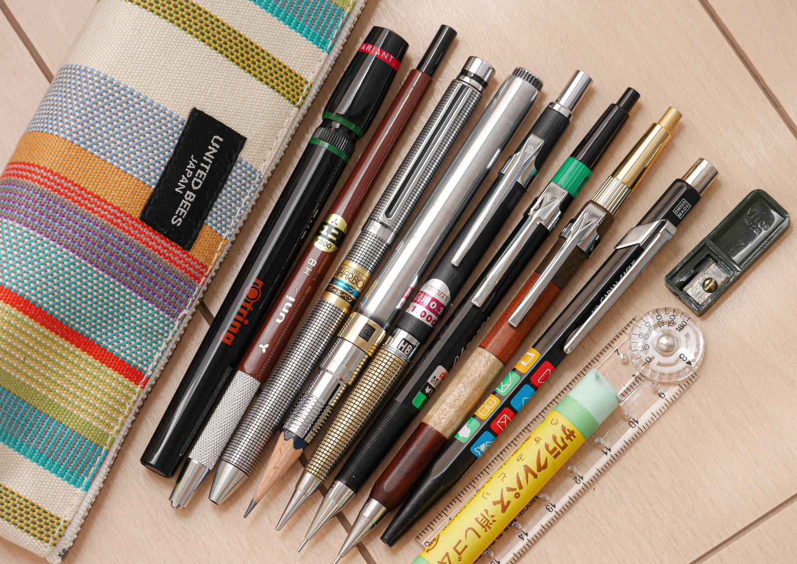 rotring 什器 ロングタイプ（ロットリング 什器 ペン立て 費やさ  