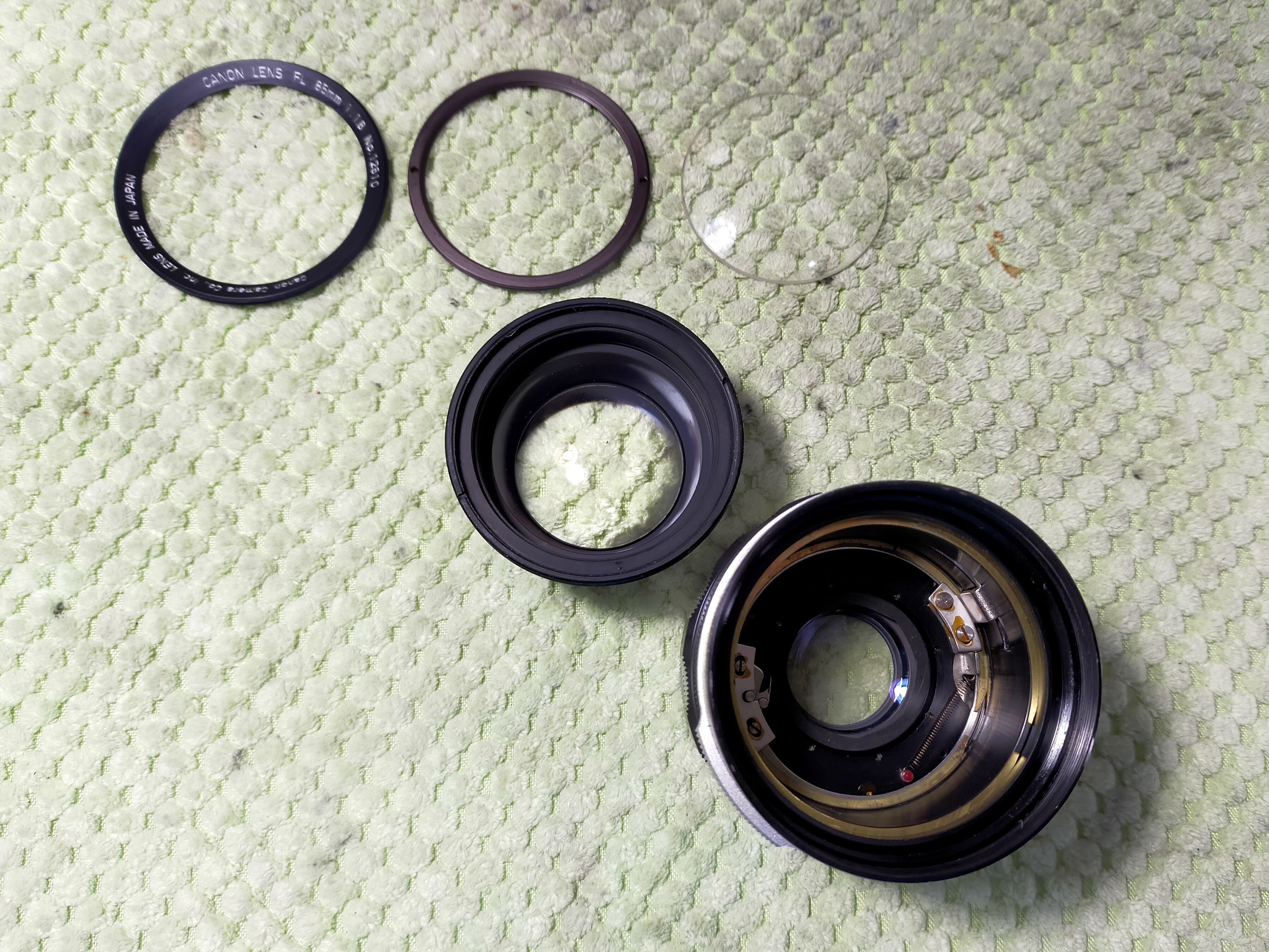 Canon FL 85mm F/1.8の分解|フィルムカメラ修理のアクアカメラ Canon FL 85mm F/1.8の分解|フィルムカメラ修理のアクアカメラ