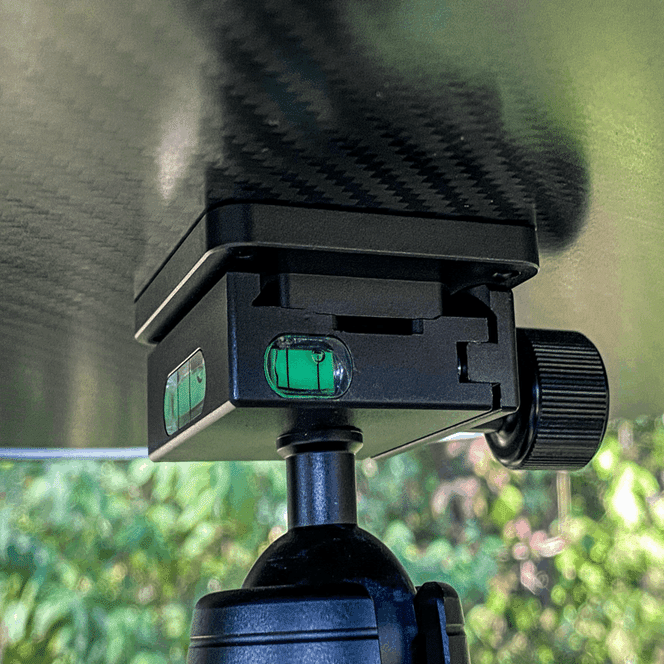 コツ】カーボンテーブルトップにピッタリな三脚とは？三脚選びの