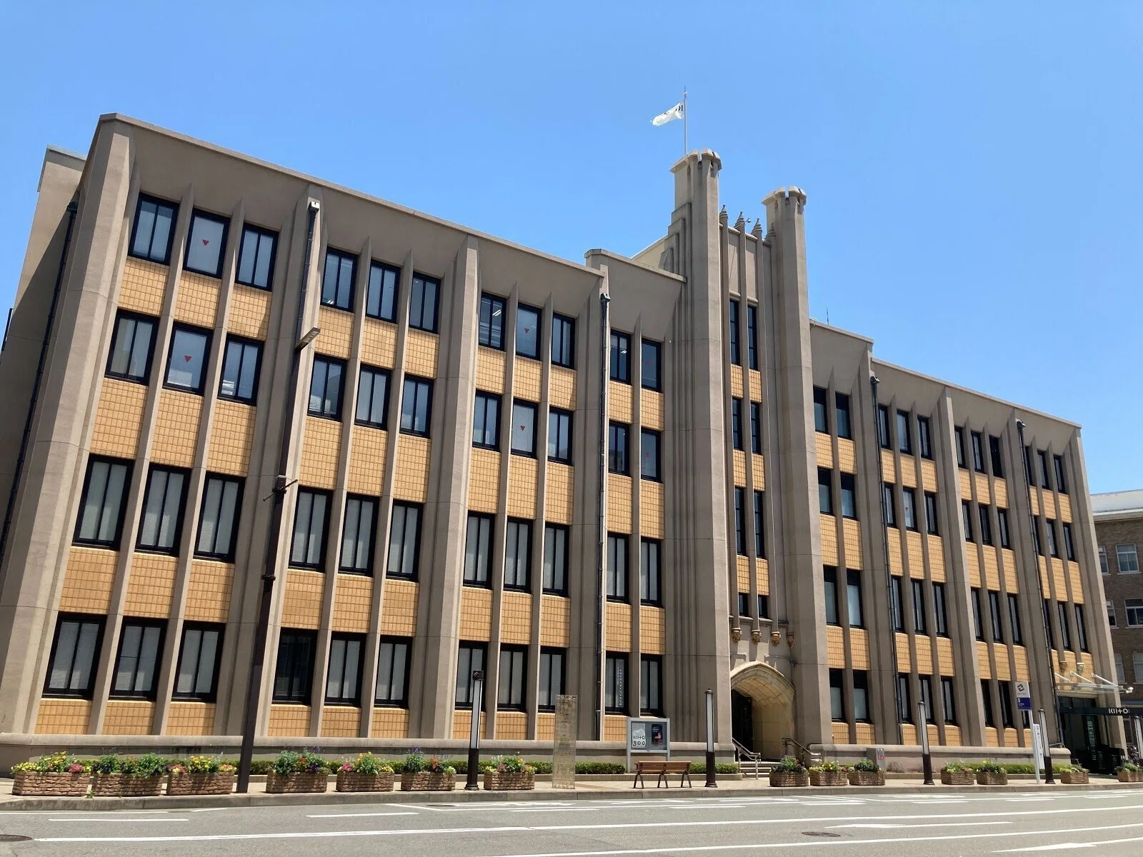 学校の枠を超えた「BE KOBE大学」はじまるよー！｜神戸市公式note