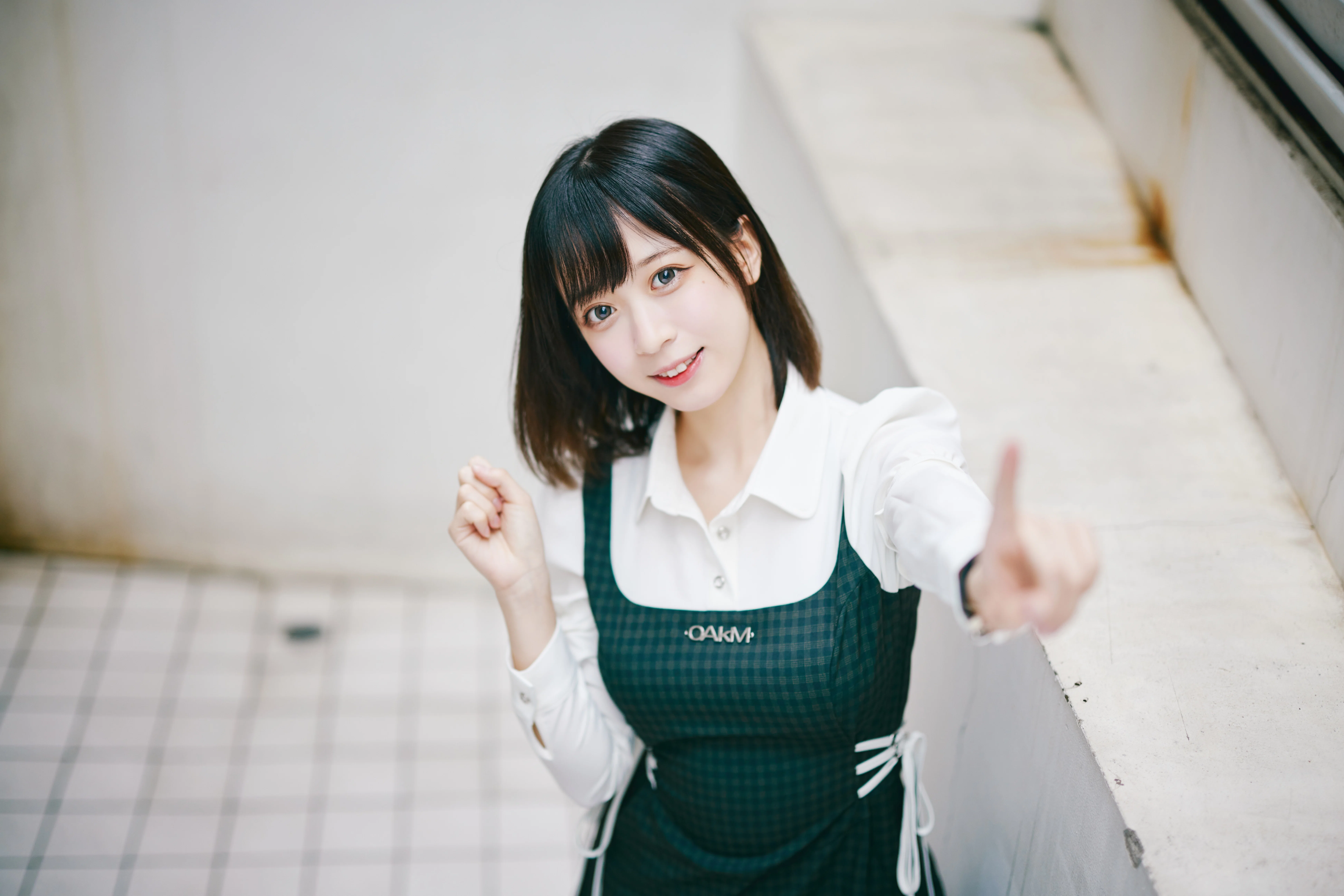 1st写真集がついに発売! SNS総フォロワー410万人超えの上海出身 1st写真集がついに発売! SNS総フォロワー410万人超えの上海出身