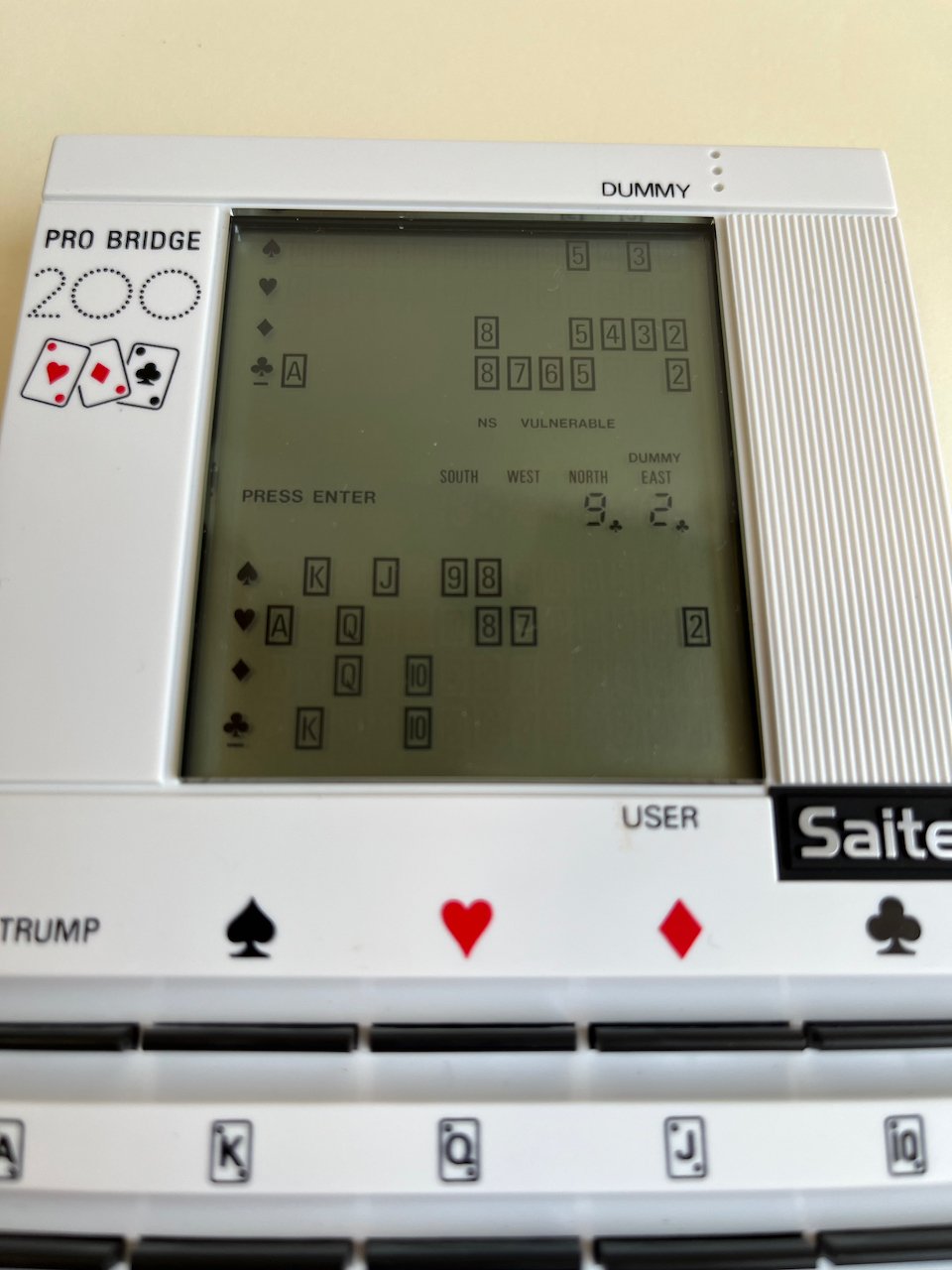 コントラクトブリッジのレトロゲーム「Pro Bridge 200」で遊んでみた