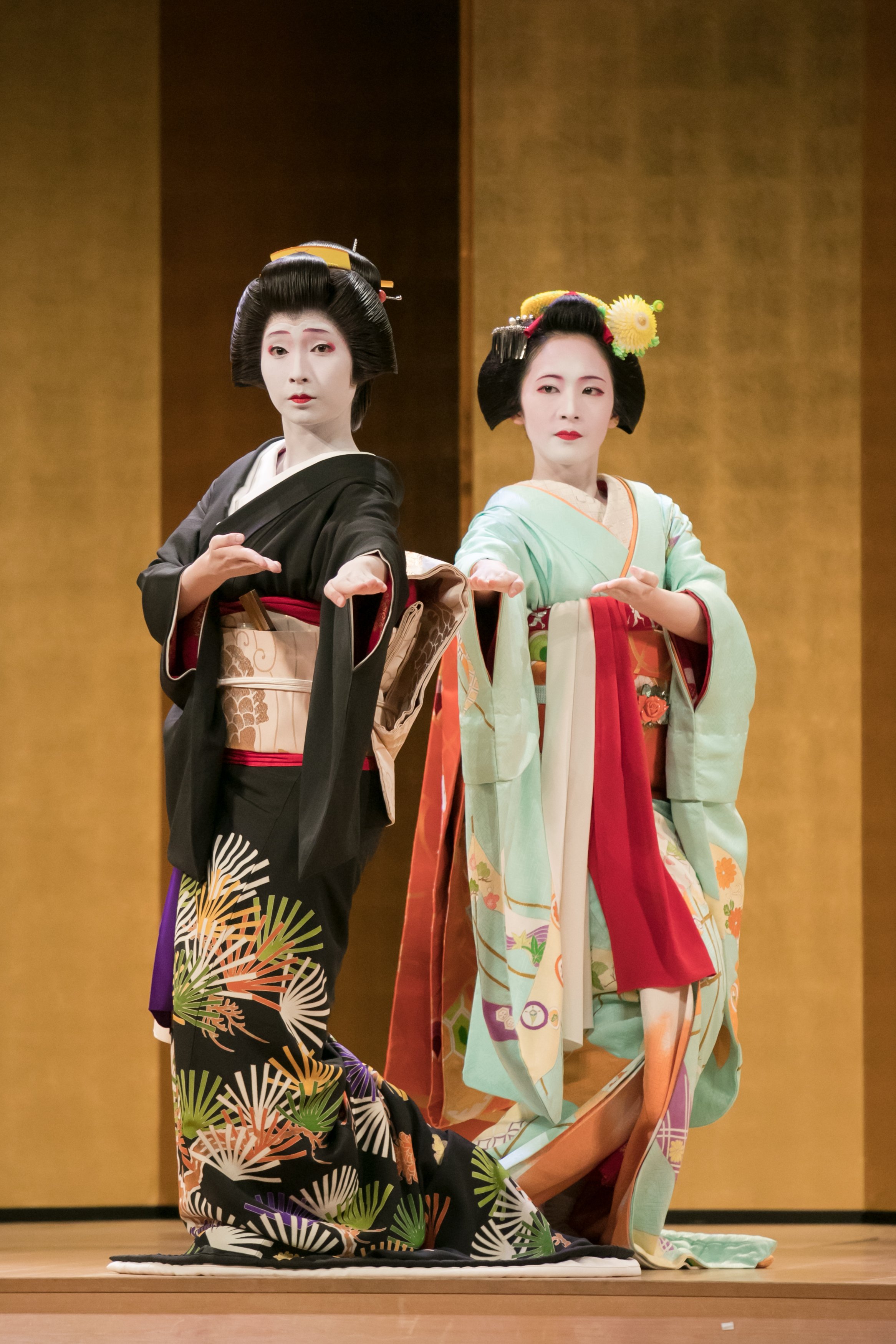 全国芸妓博覧会｜西川流家元_名古屋をどり