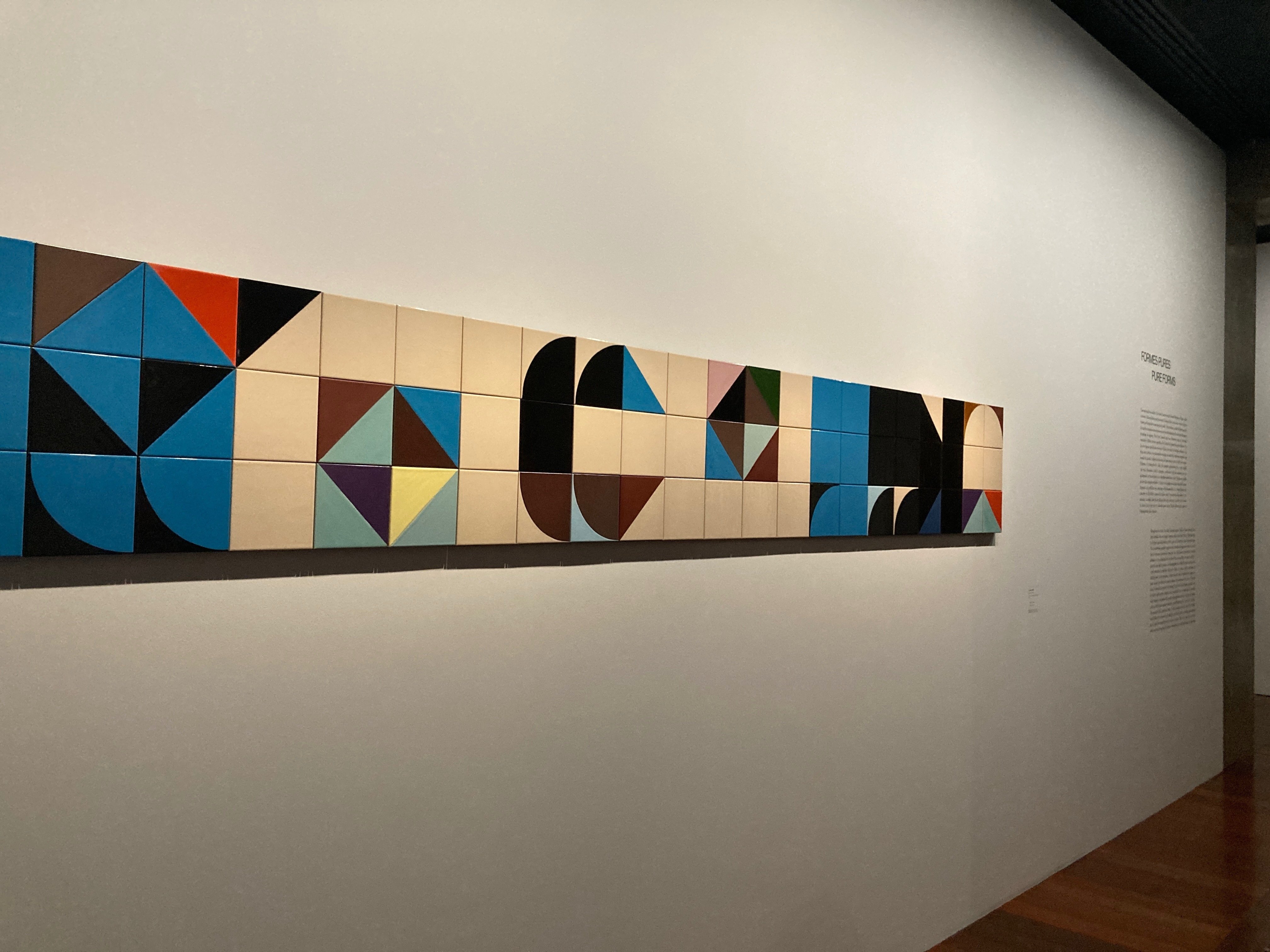 YVES SAINT LAURENT – SHAPES & FORMS: サンローラン美術館パリより