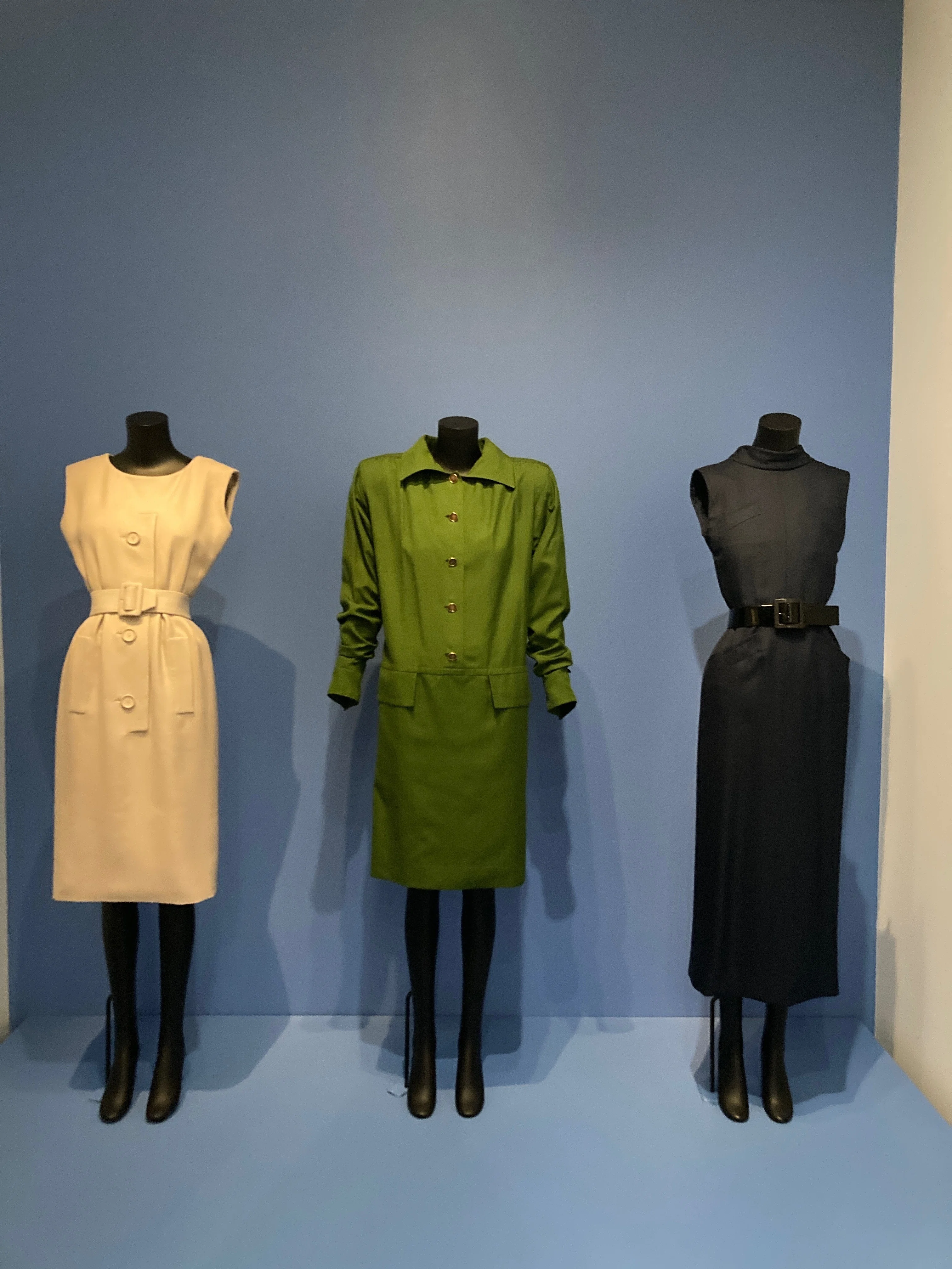 YVES SAINT LAURENT – SHAPES & FORMS: サンローラン美術館パリより