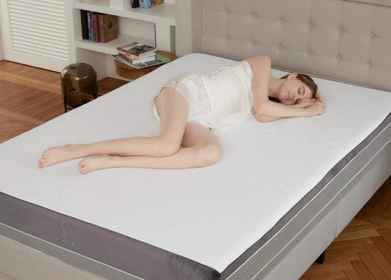 リムネ　Limne セミダブルマットレス　美品 リムネ Limne セミダブルマットレス 美品 LIMNE the Mattress