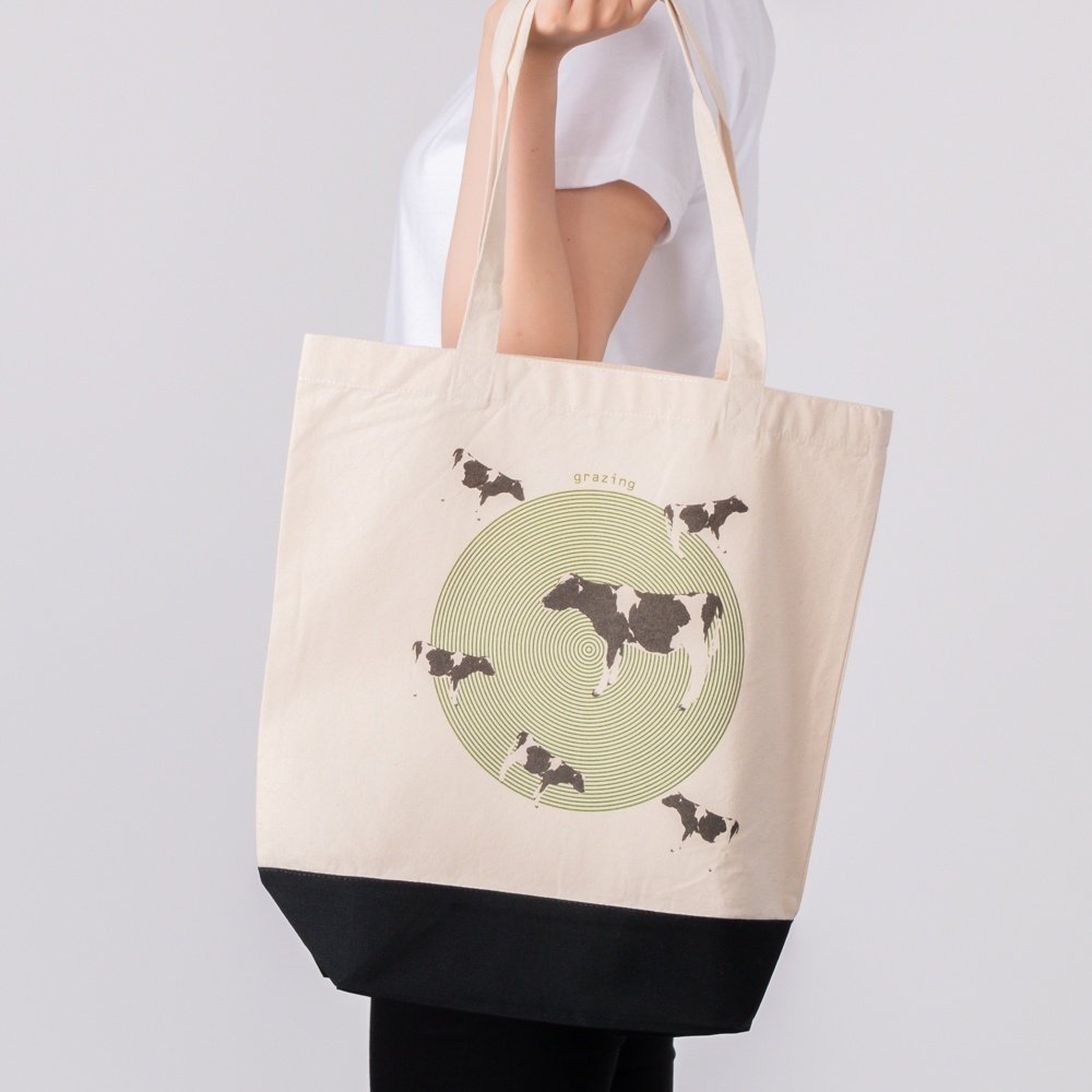 人気アイテム「トートバッグ」サイズや特徴を徹底比較！｜Tシャツ