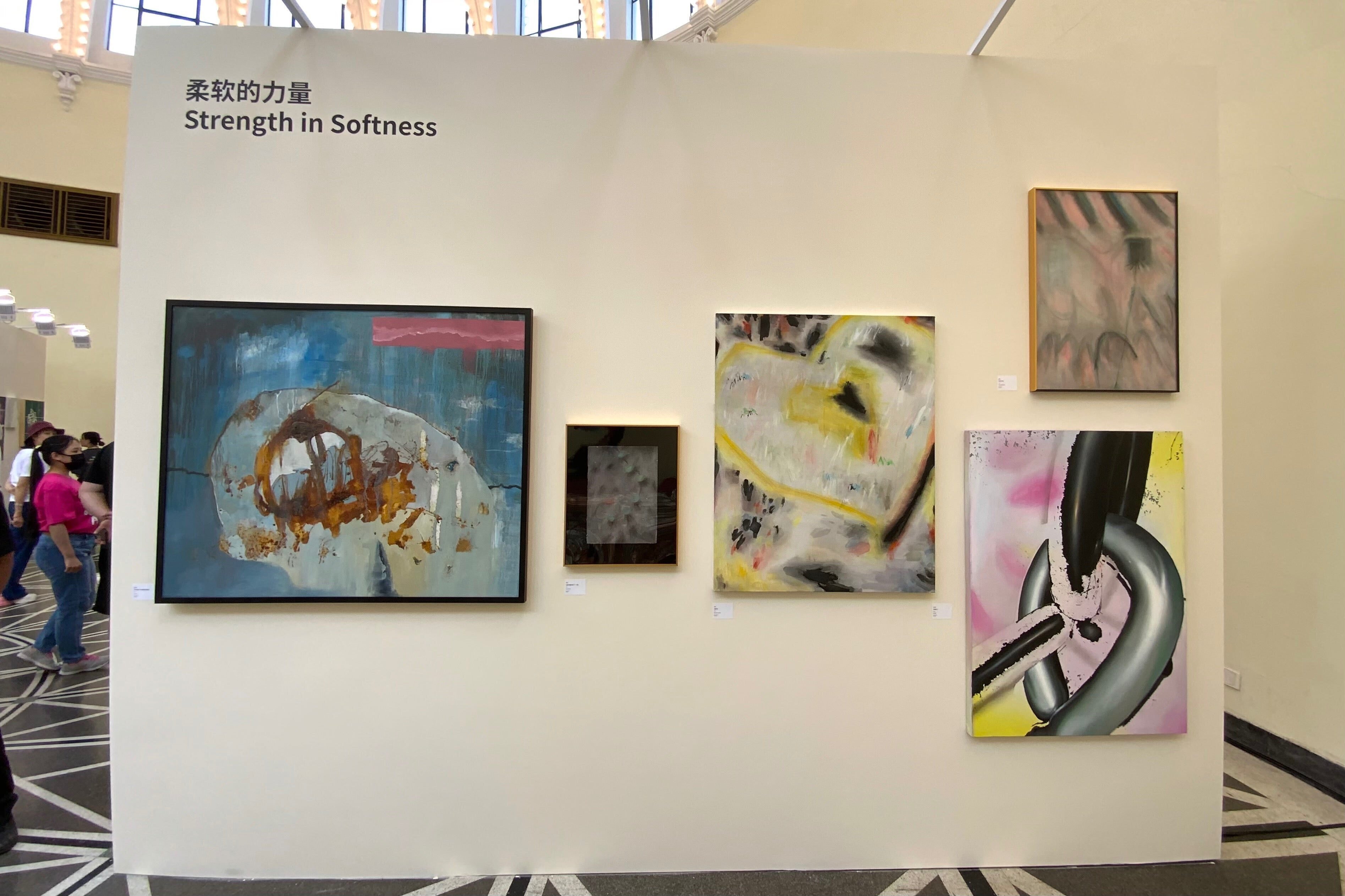 洋書 英語・中国語 併記 / 雑誌 現代アート・芸術・パフォーマンス 洋書 英語・中国語 併記 / 雑誌 現代アート・芸術・パフォーマンス