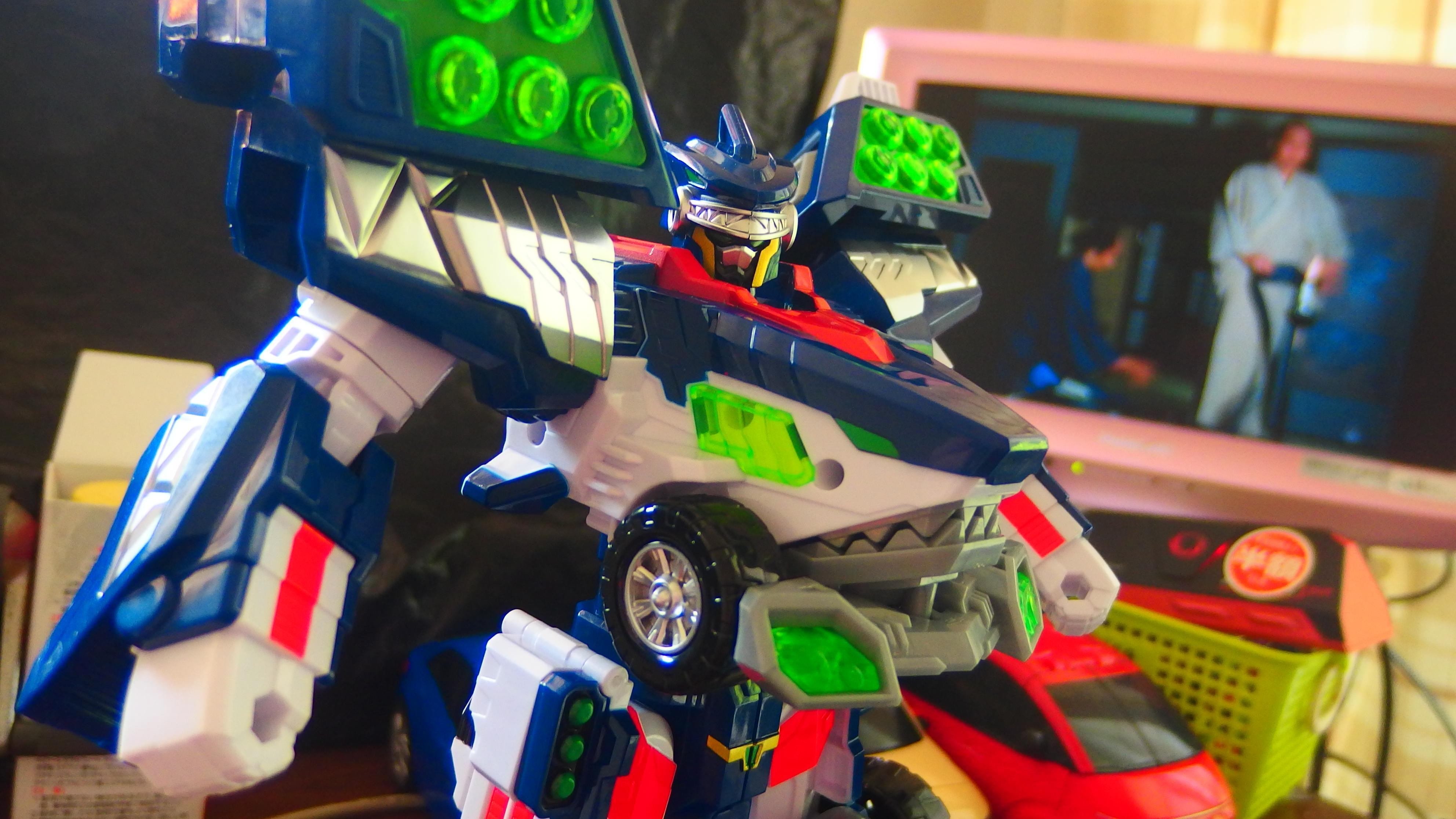 ミニフォース シャークロスV 韓国トイ][韓国アニメ]卓上玩具レビュー152 샤크로스브이