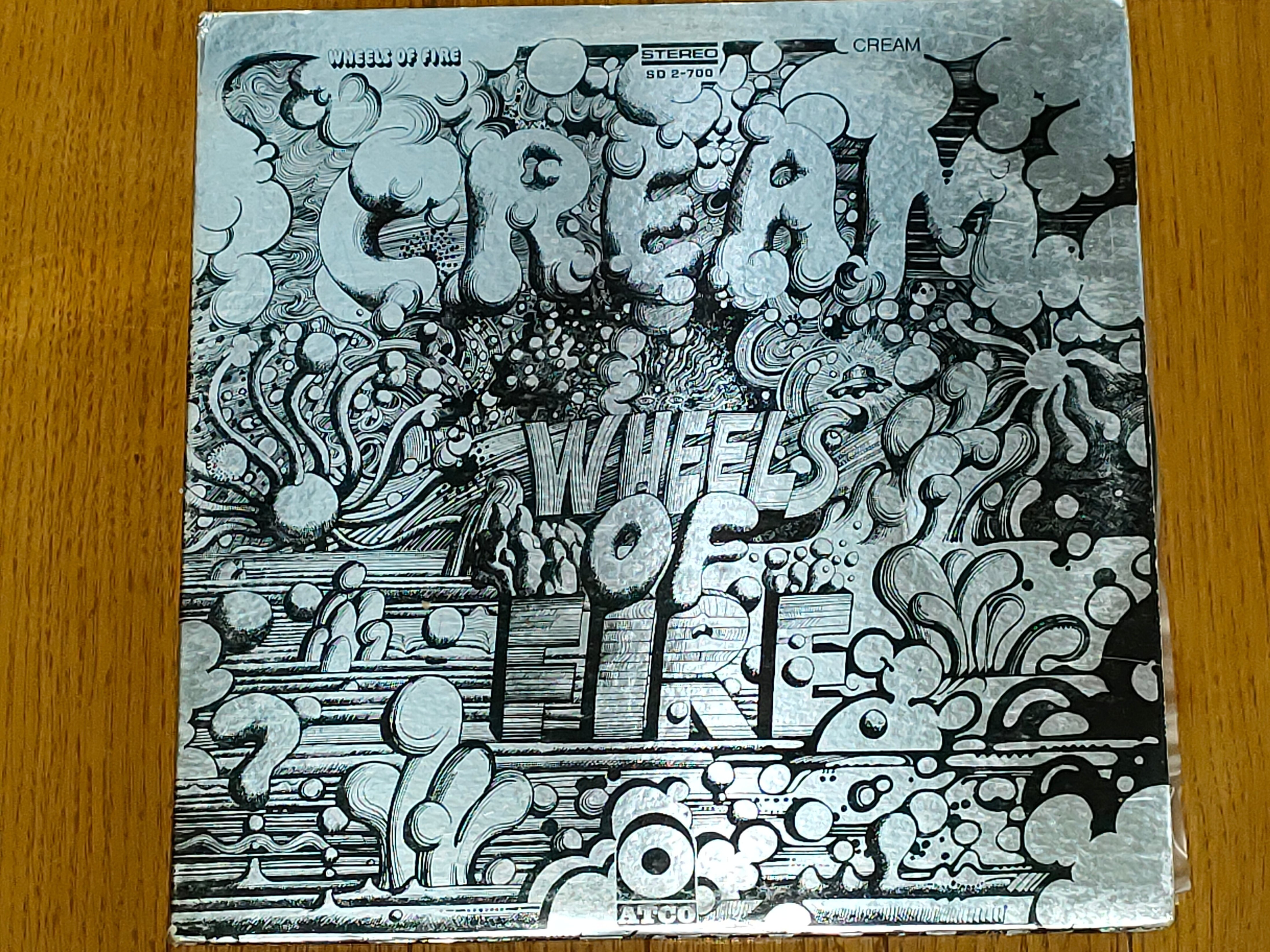 Wheels of Fire】(1968) Cream クリームの不思議な古臭い世界