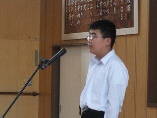 東北地区盲学校弁論大会に出場する中学部弁士の弁論発表
