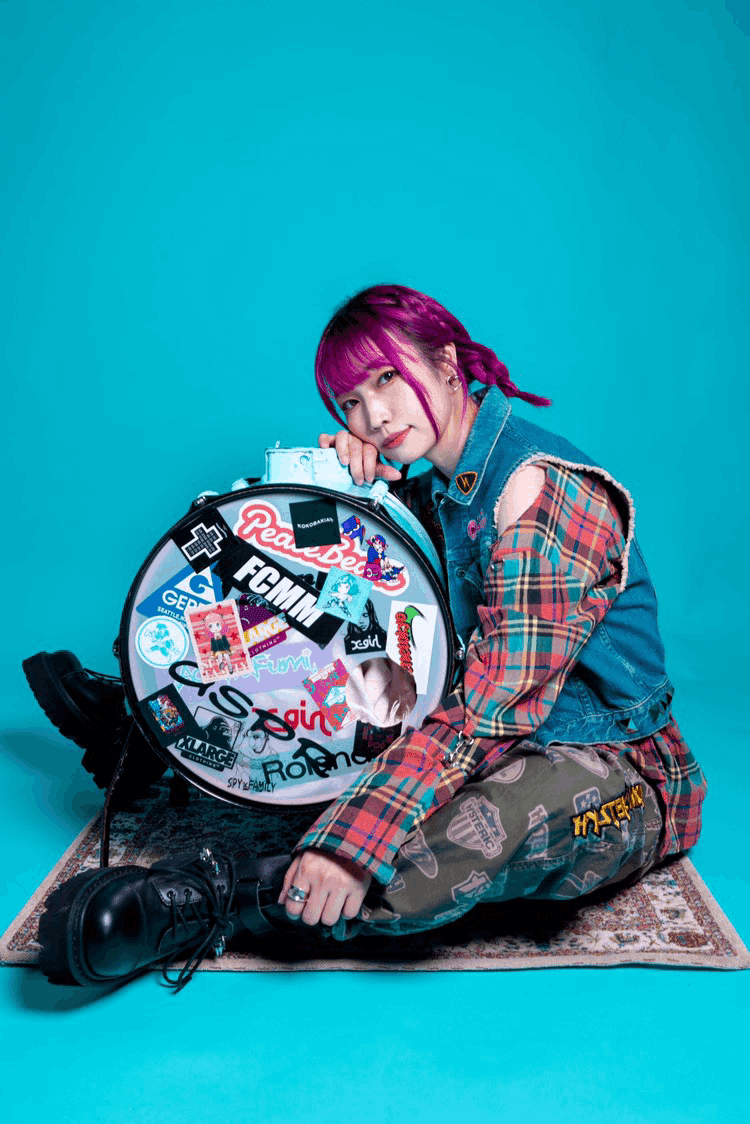 山口一郎さん　HANA【約71✖️70.5センチ】 山口一郎さん HANA【約71✖️70.5センチ】 - メルカリ