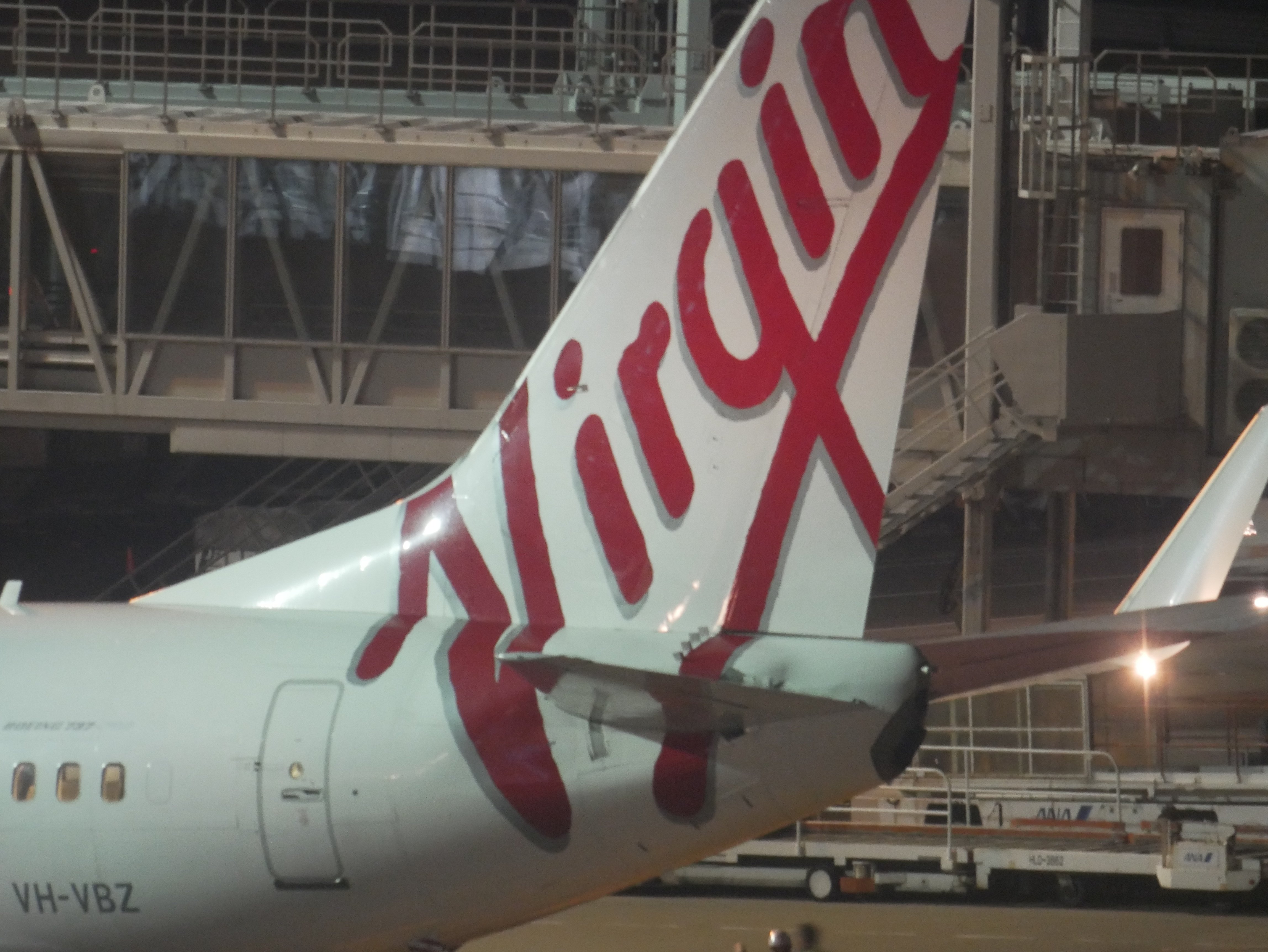 MINOLTA ミラーレンズRF ROKKOR 500mm F8を持って羽田空港に行ってき