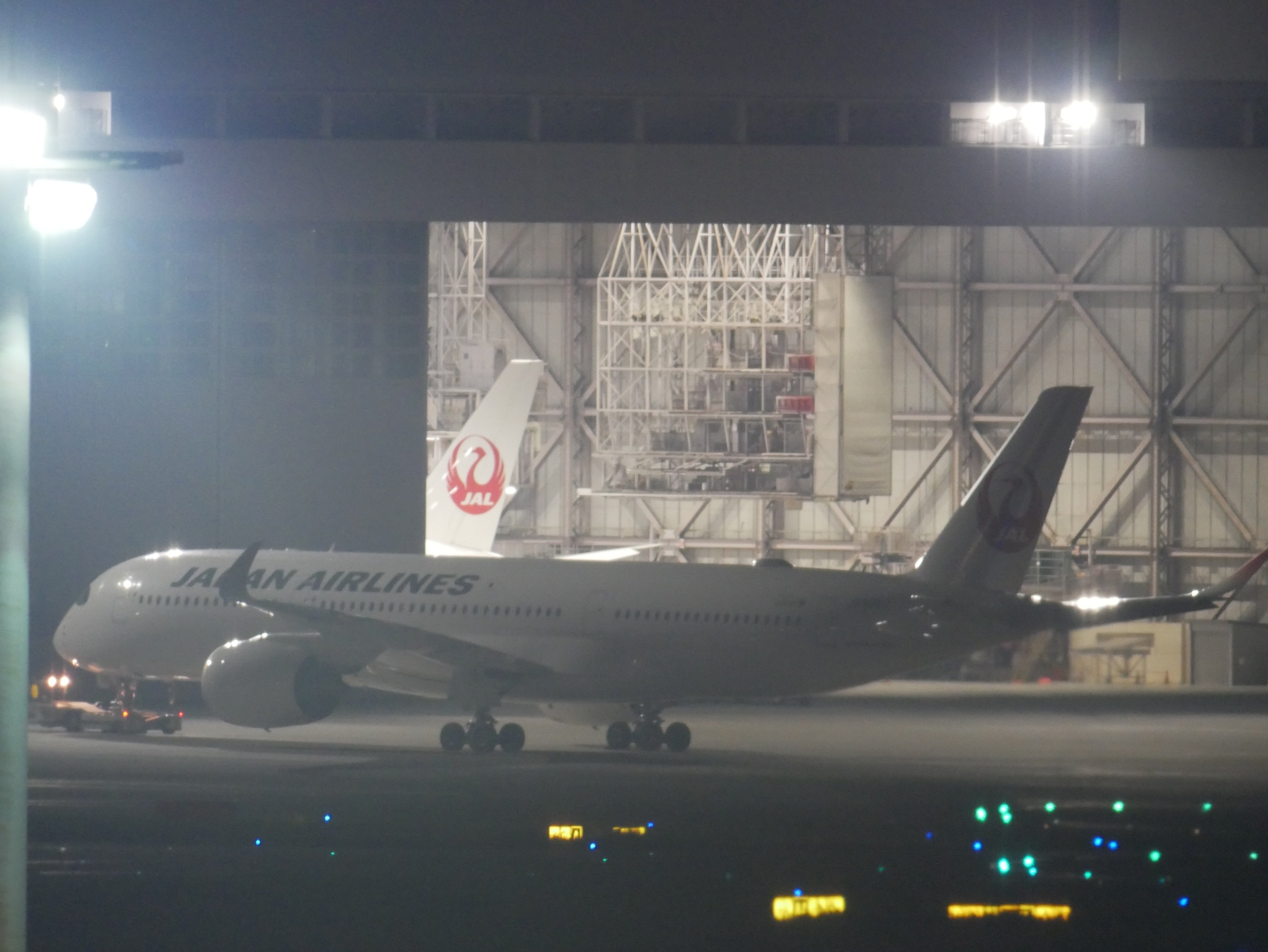 MINOLTA ミラーレンズRF ROKKOR 500mm F8を持って羽田空港に行ってき