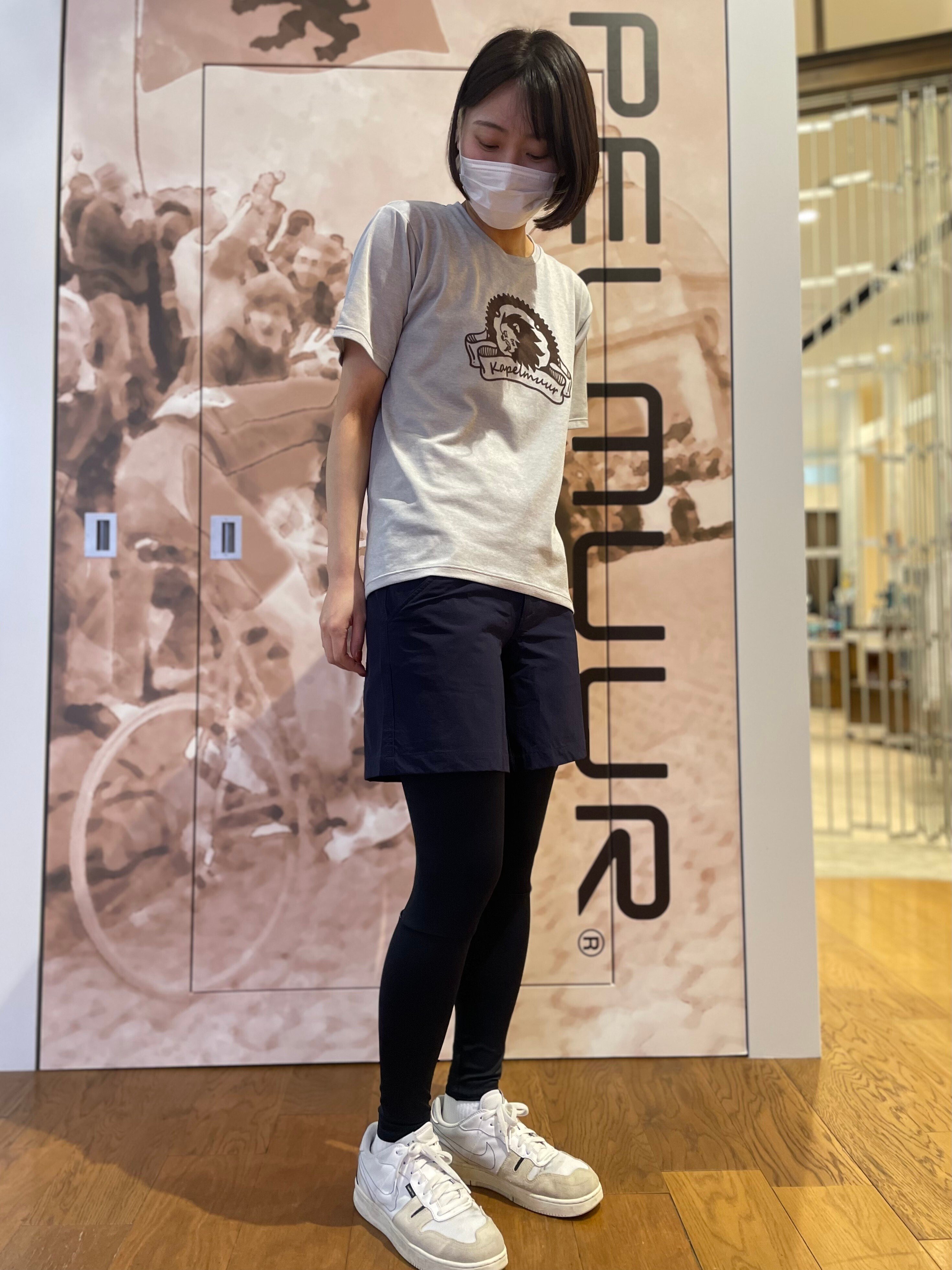 1着持っておきたい！着回ししやすいKAPELMUURの「Ladies ナイロン