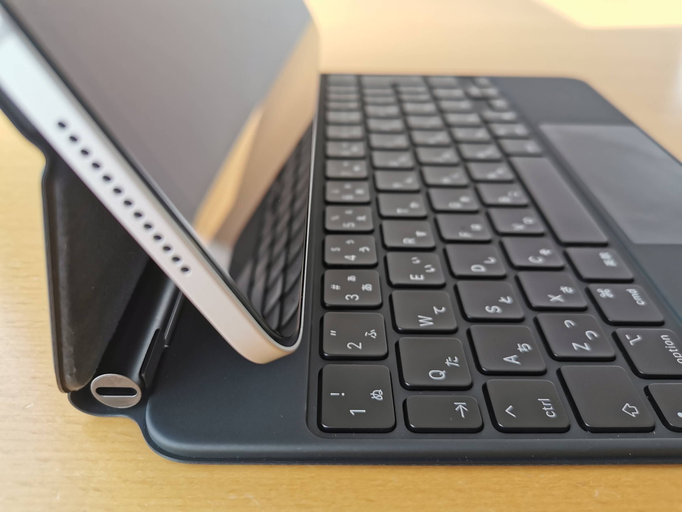 【極美品】Apple 純正 Magic Keyboard 11インチ用 日本語 極美品 Apple iPad Magic Keyboard 純正11インチ日本語