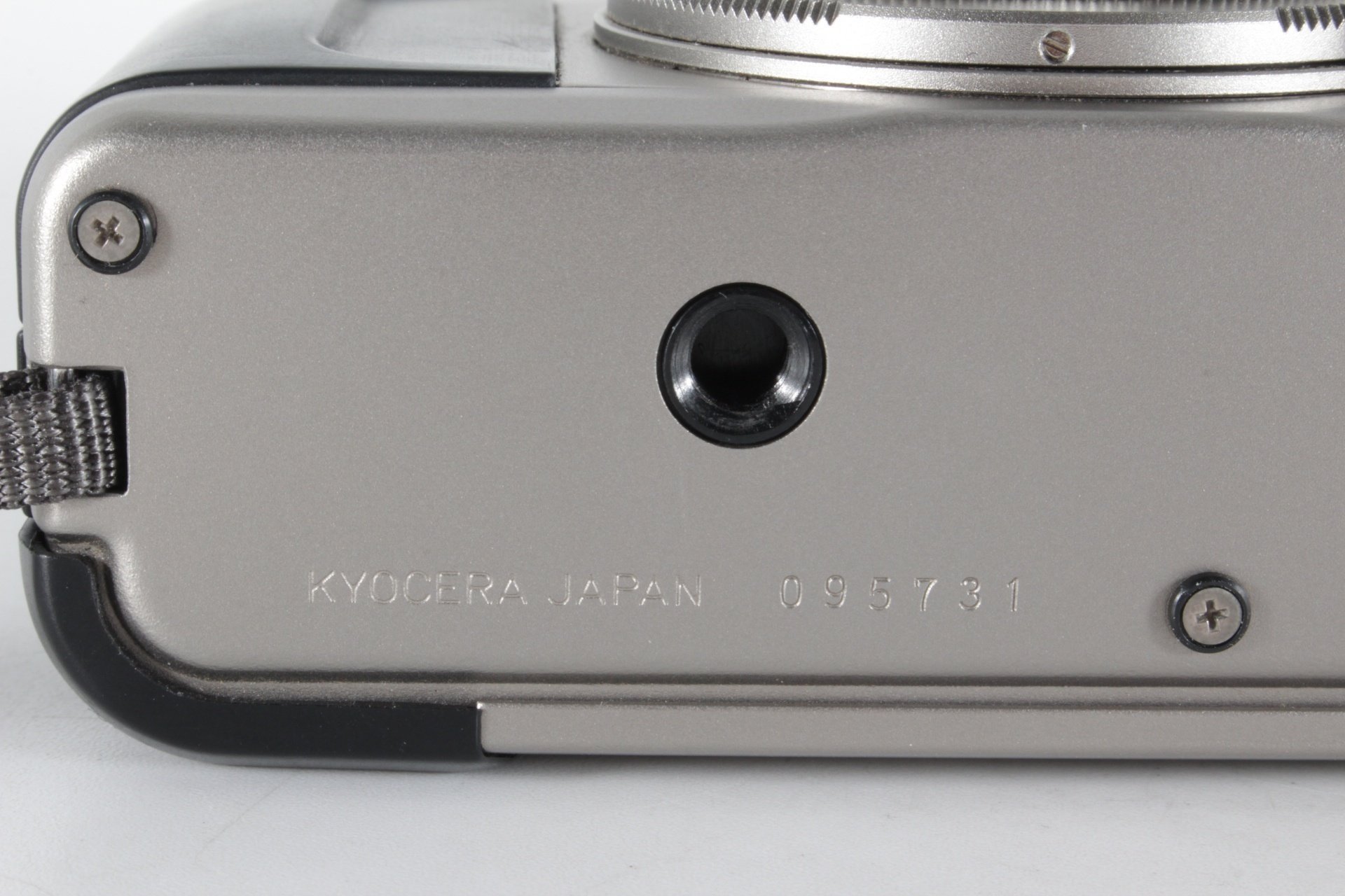 CONTAX TVS|フリッパーズ・ガイド CONTAX TVS|フリッパーズ・ガイド
