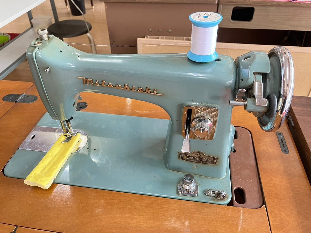 ミシン紹介】三菱（ミツビシ）足踏みミシン｜ソーイングスクエア 