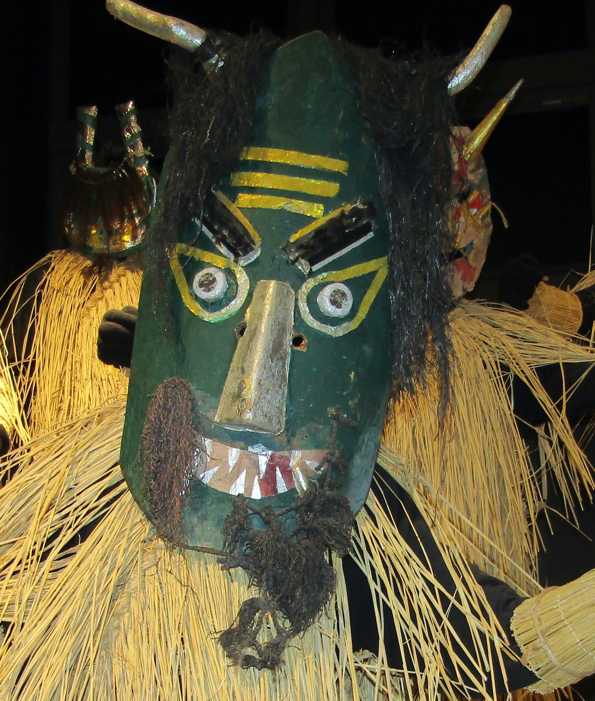 男鹿の魅力を語り尽くす】④真山神社とナマハゲたち｜naoさん＝なまはげ