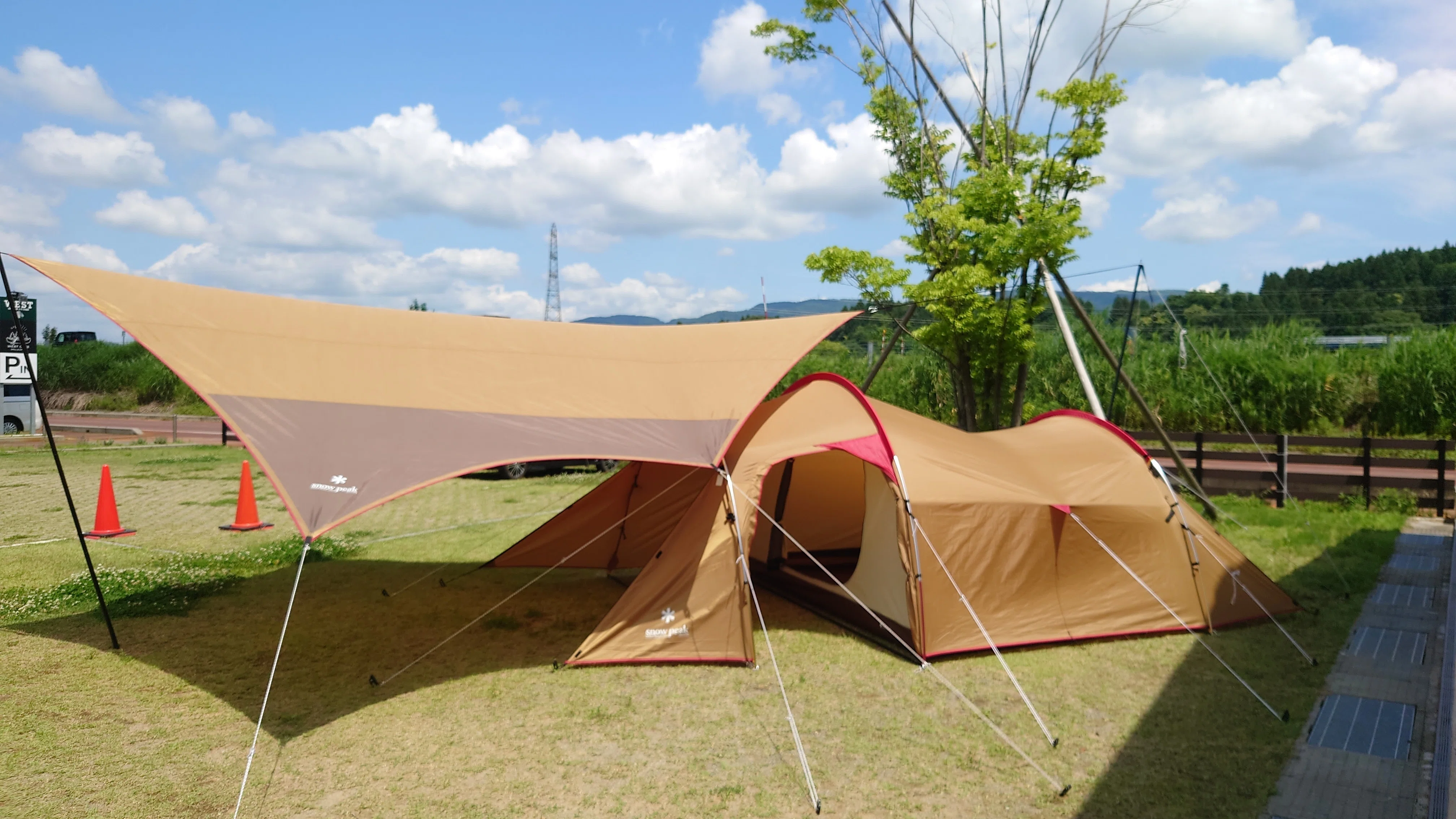 家族キャンプに最適！オススメのテント＆タープ｜アウトドアの