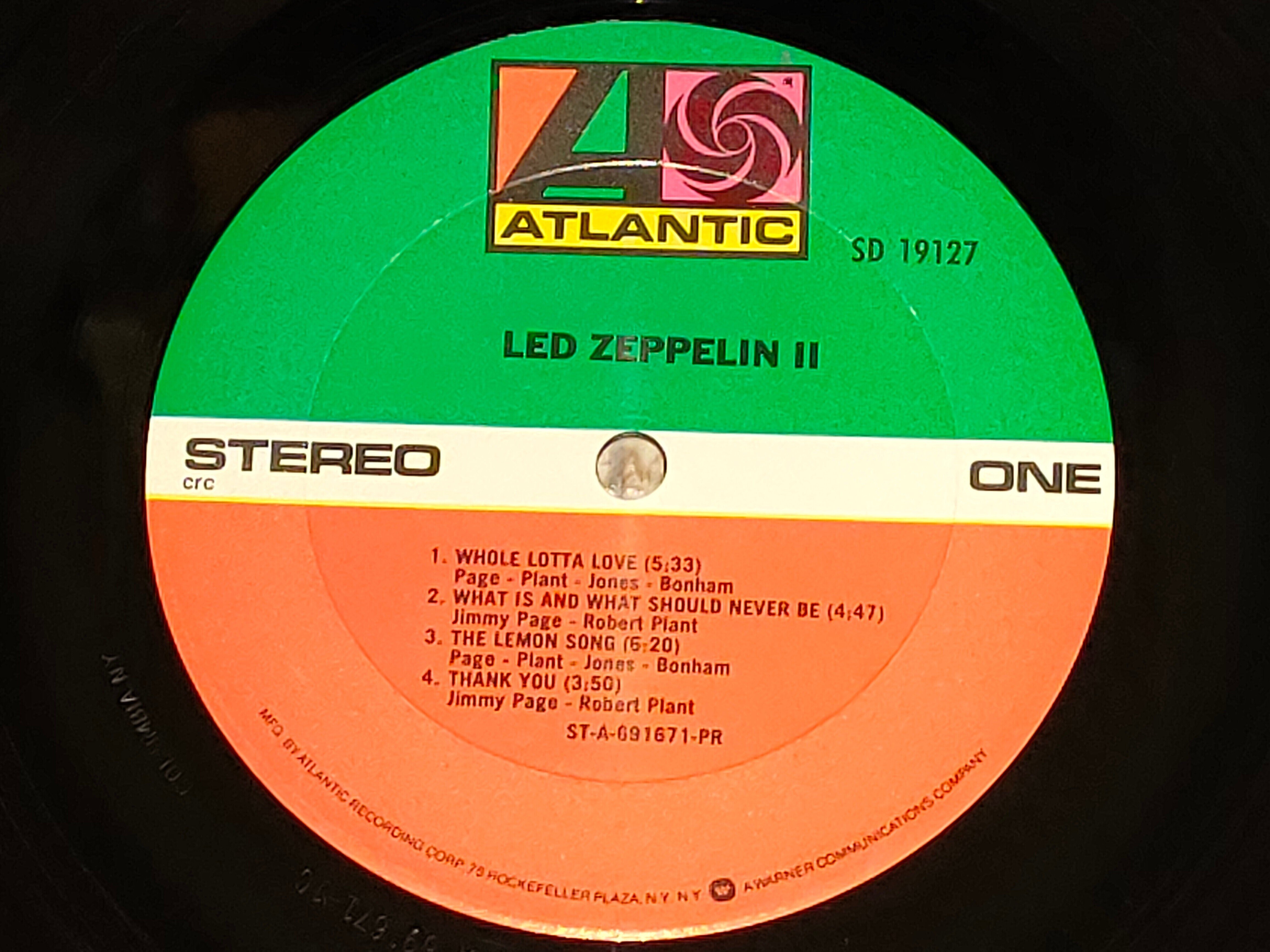 Led Zeppelin Ⅱ】(1969) アナログ盤で辿ってみたZEPⅡ妄想記｜よっしー