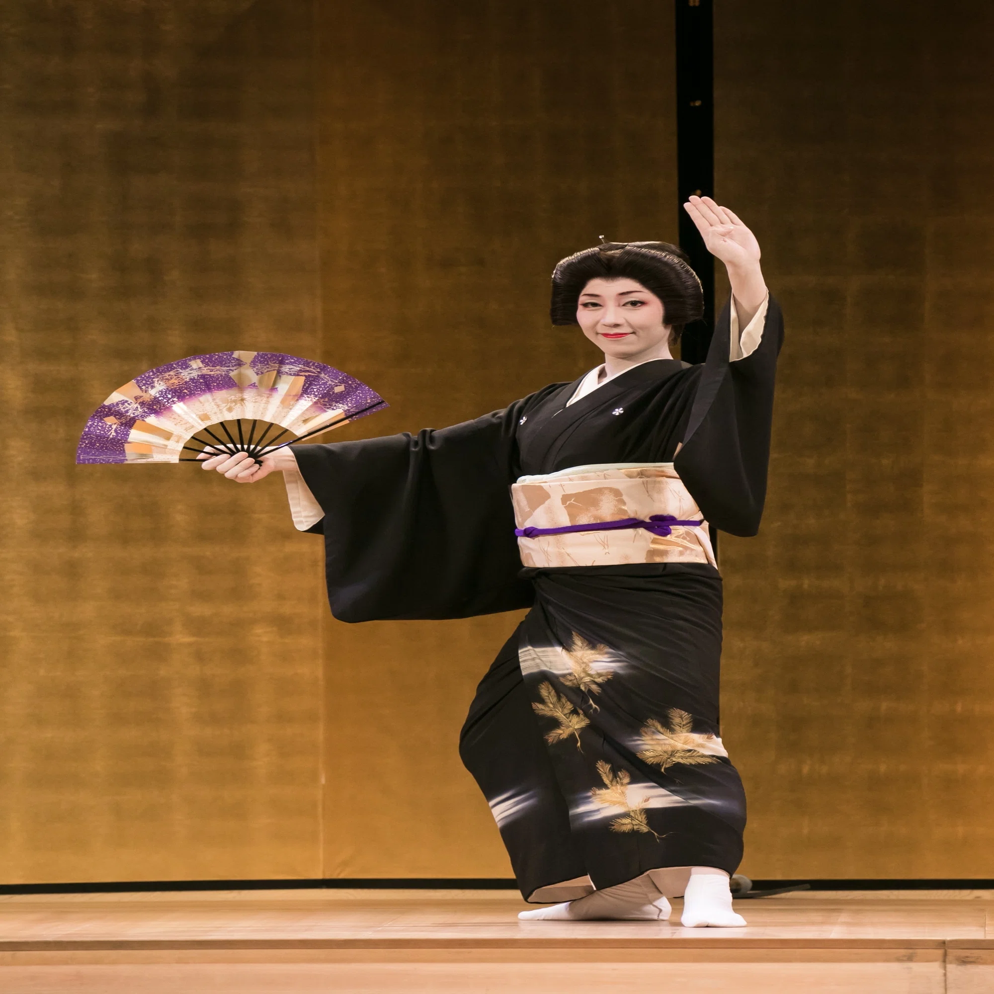 名古屋をどりNEO新着情報⑪】【出演者速報】華月奏さん（OSK日本歌劇団 