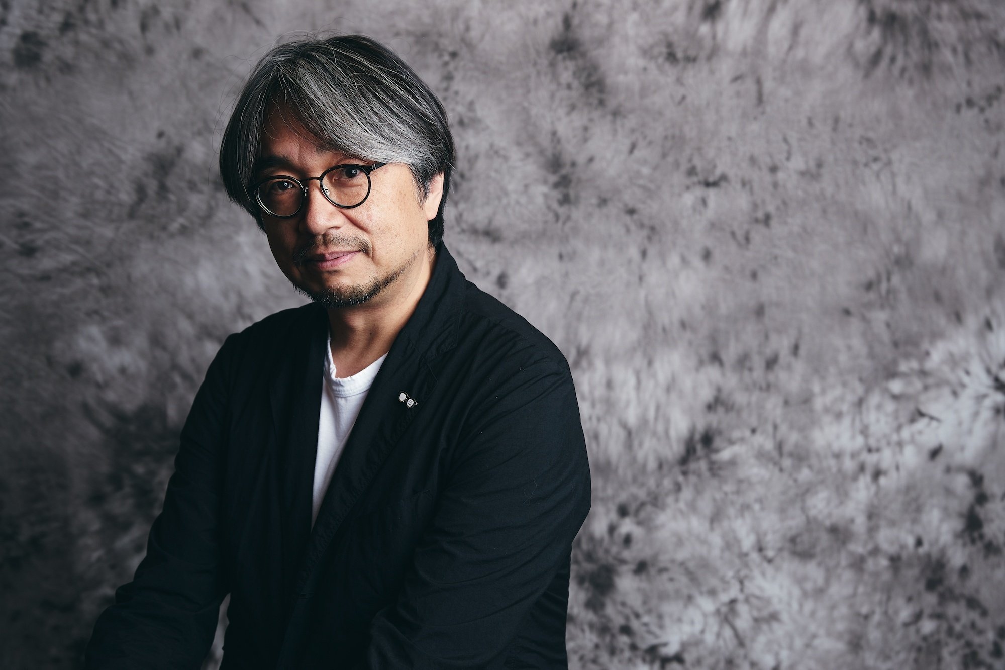 恩師・小山薫堂さんから届いた、一通のお守り。｜ヘラルボニー