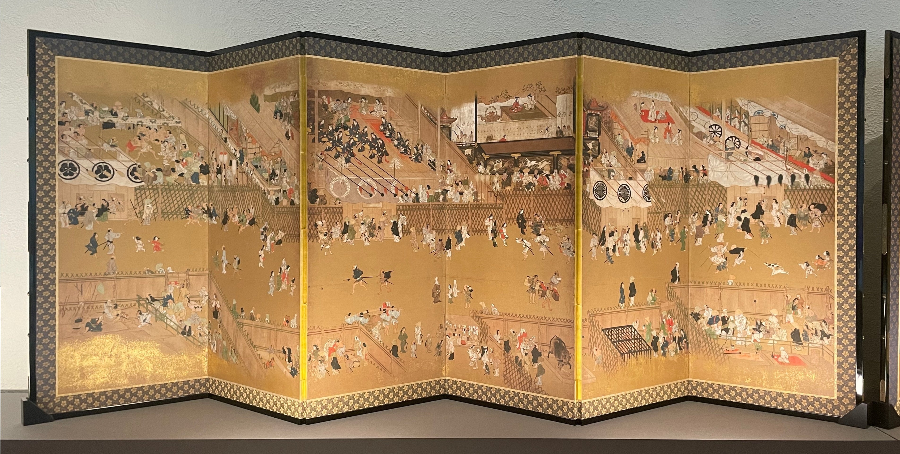 四条河原遊楽図屏風、超希少・大判画集画、新品高級額装付 風景 作品詳細 | 四条河原遊楽図屏風 | イメージアーカイブ - DNP