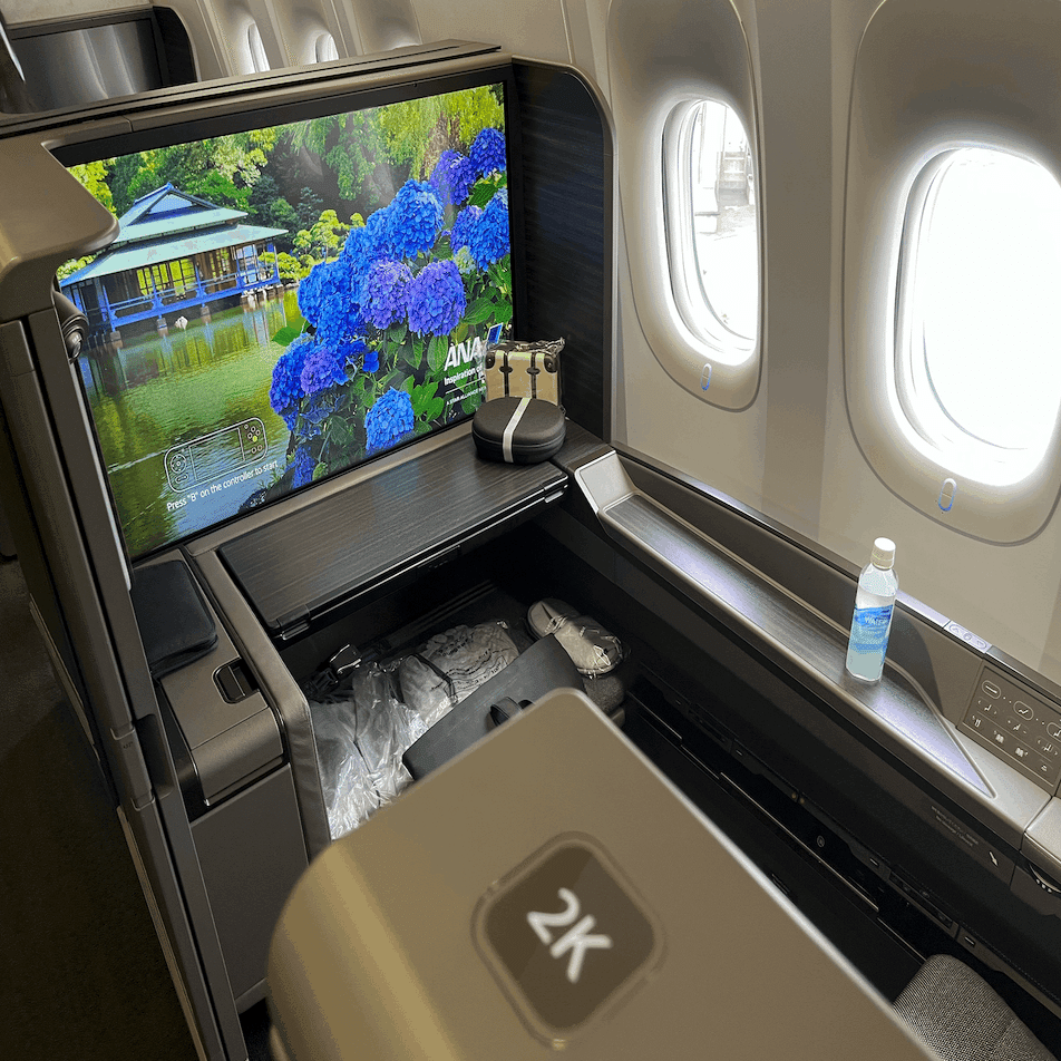 ANAのTHE Suite（ファーストクラス）に乗った｜ぴかし