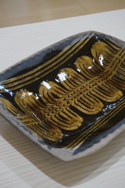 松本民芸家具と暮らしの器展』スリップウェア。｜くらしのギャラリー