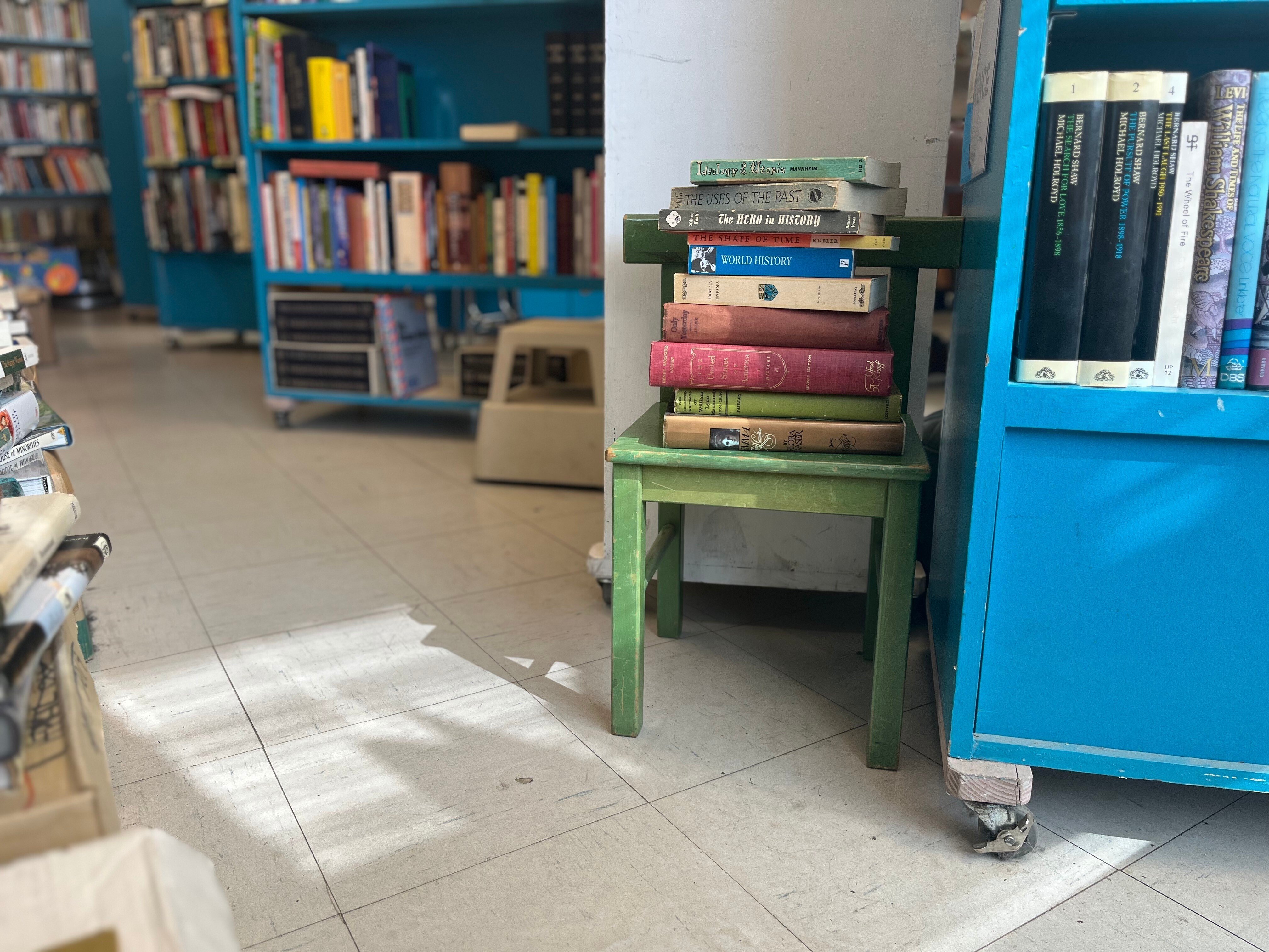 004 本屋はじめます 【番外編】 バンクーバー本屋めぐり／TSUNDOKU